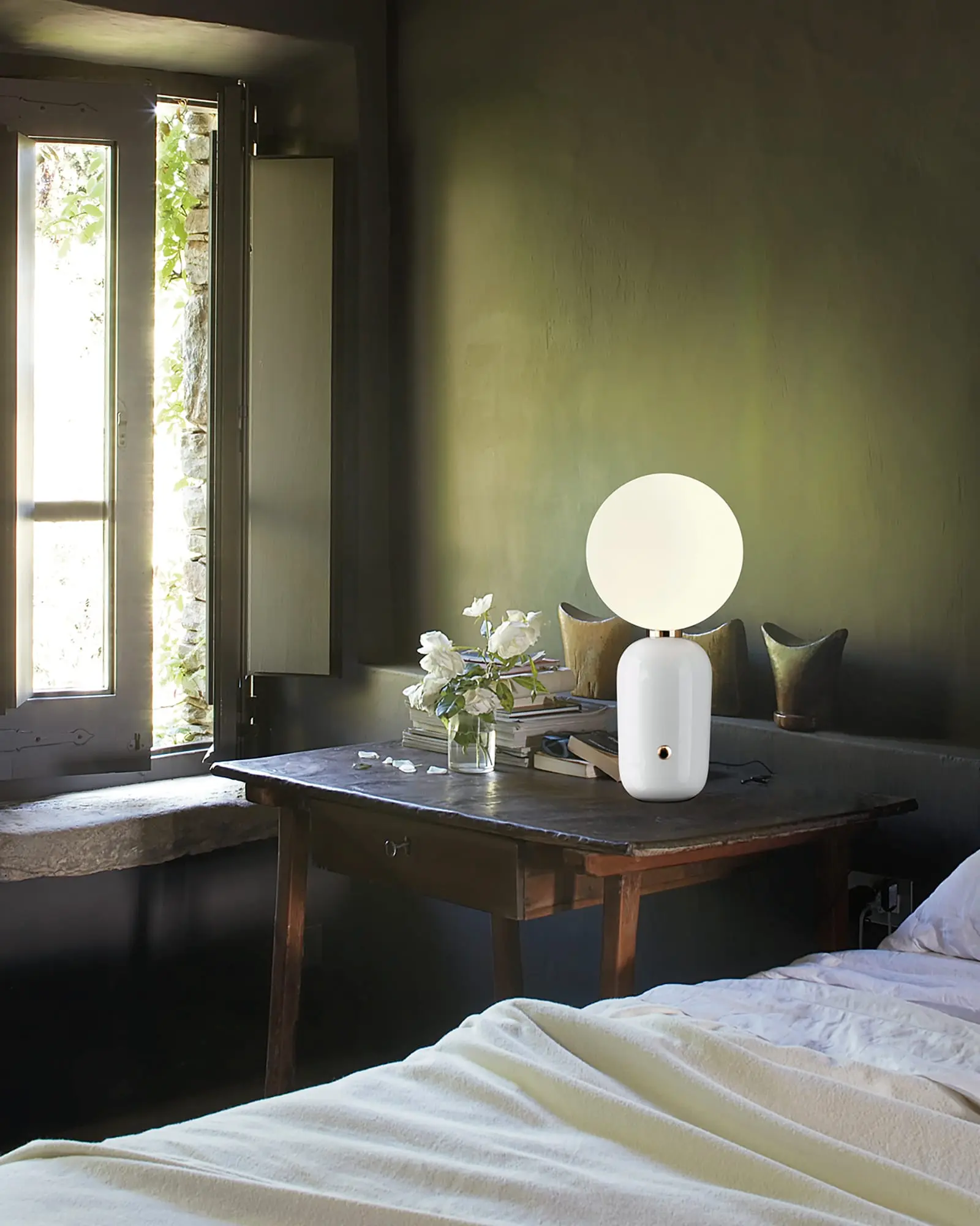 Aballs Table Lamp - Image 5