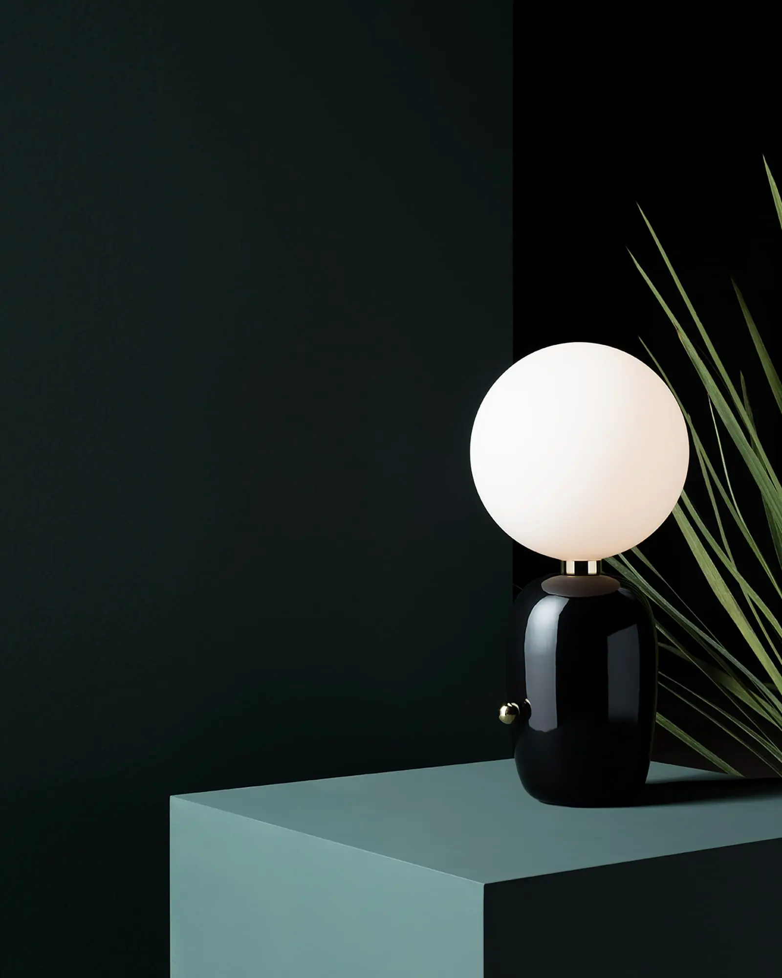 Aballs Table Lamp - Image 8
