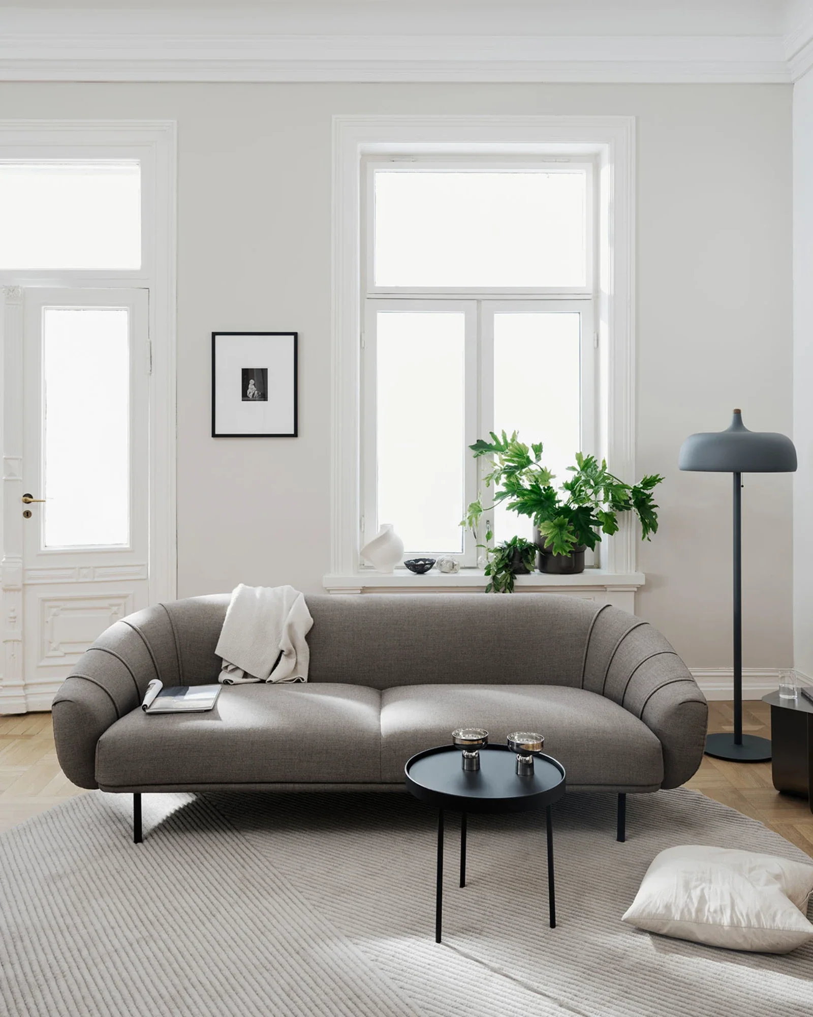 Acorn Floor Lamp - Image 4