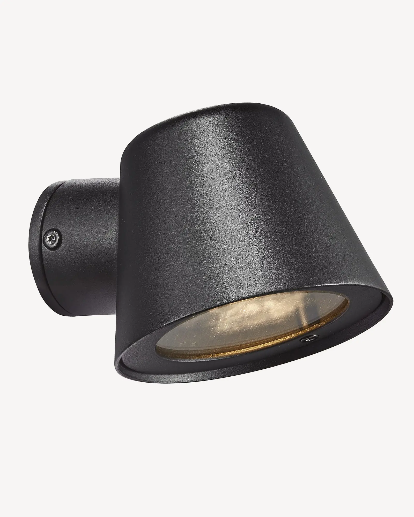 Aleria Wall Light - Image 4
