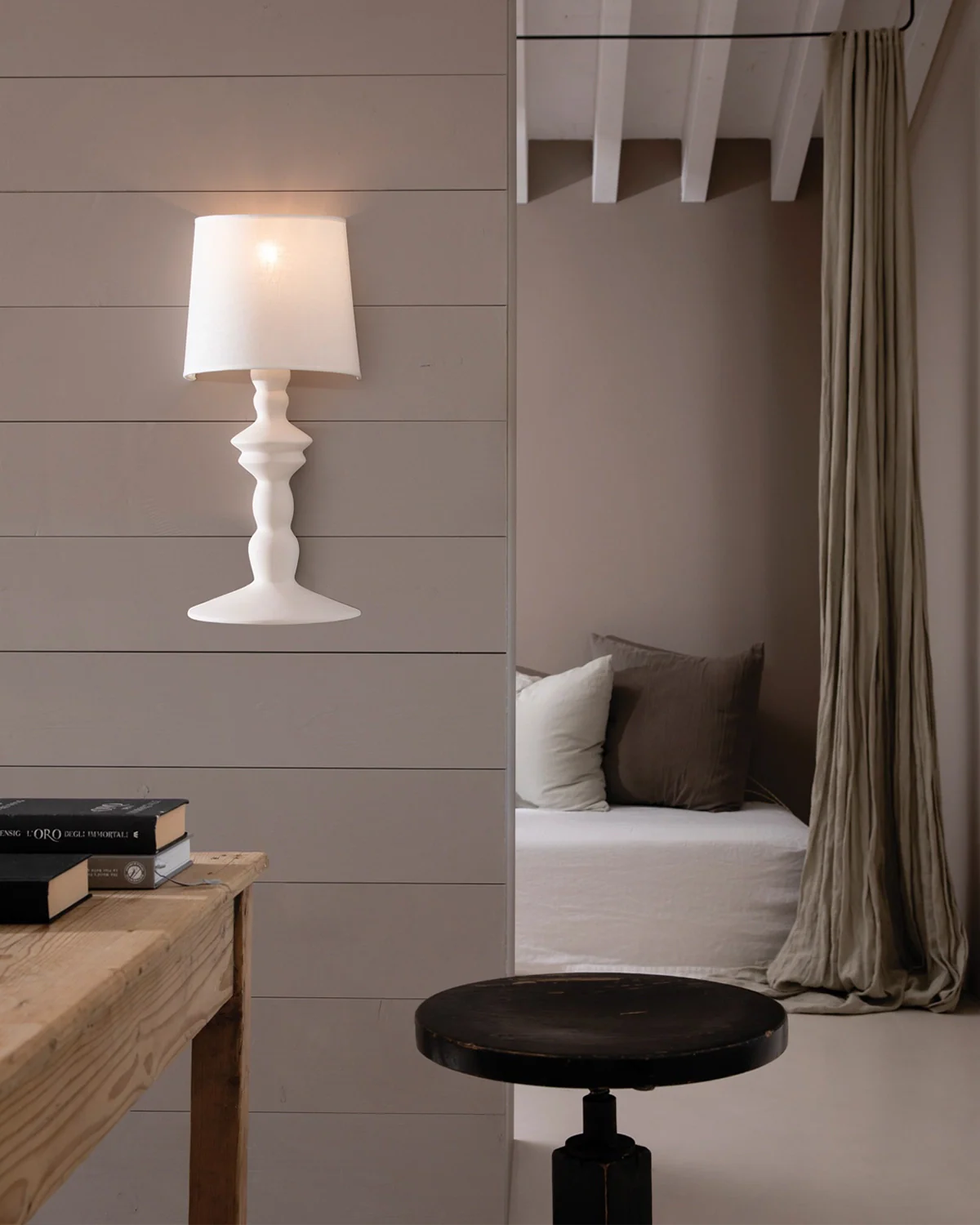 Ali E Baba Wall Light
