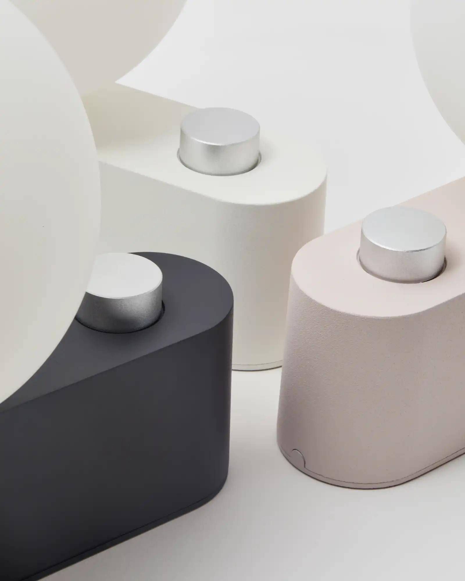Alumina Table Lamp - Image 11