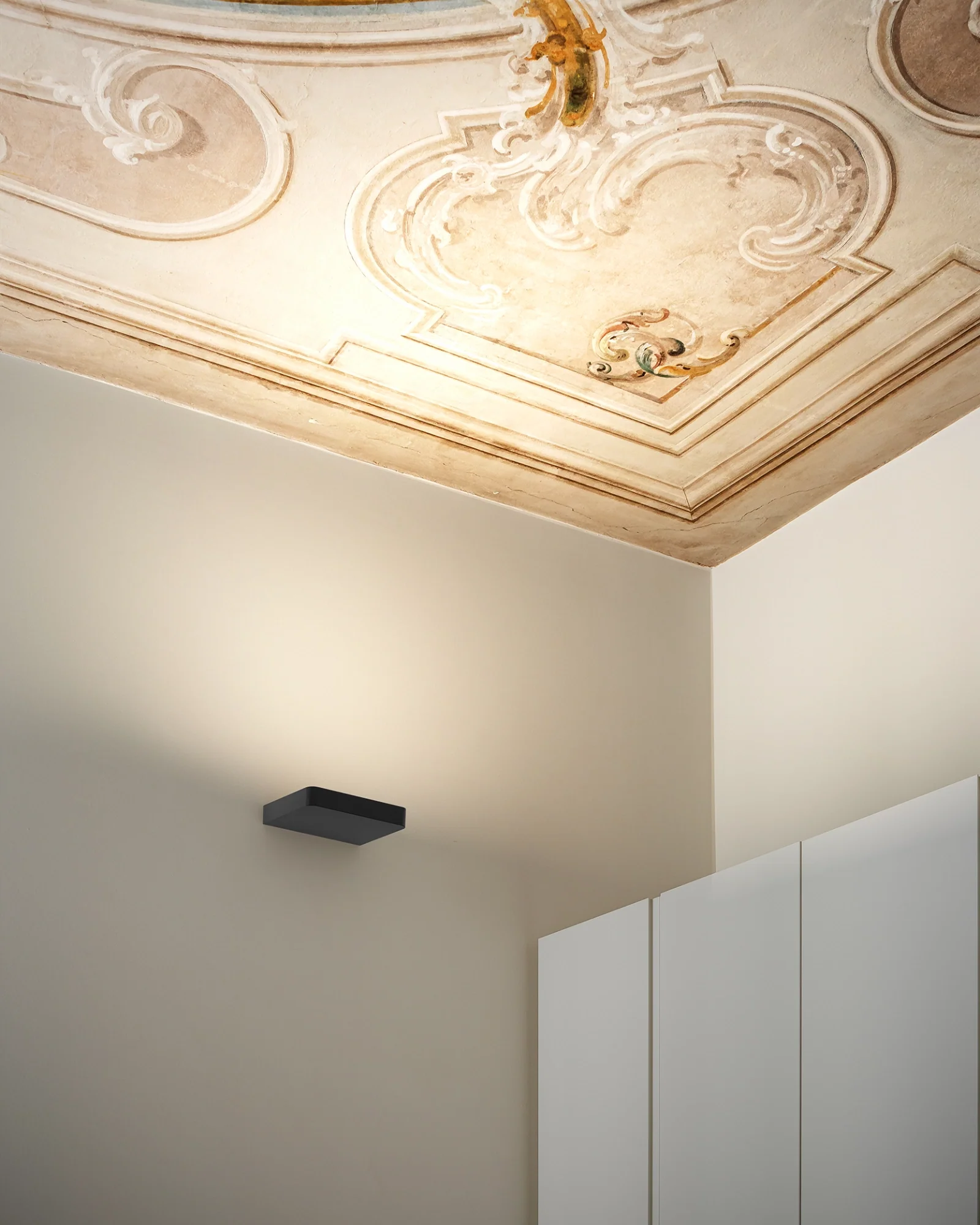 Antares Wall Washer Light - Image 2