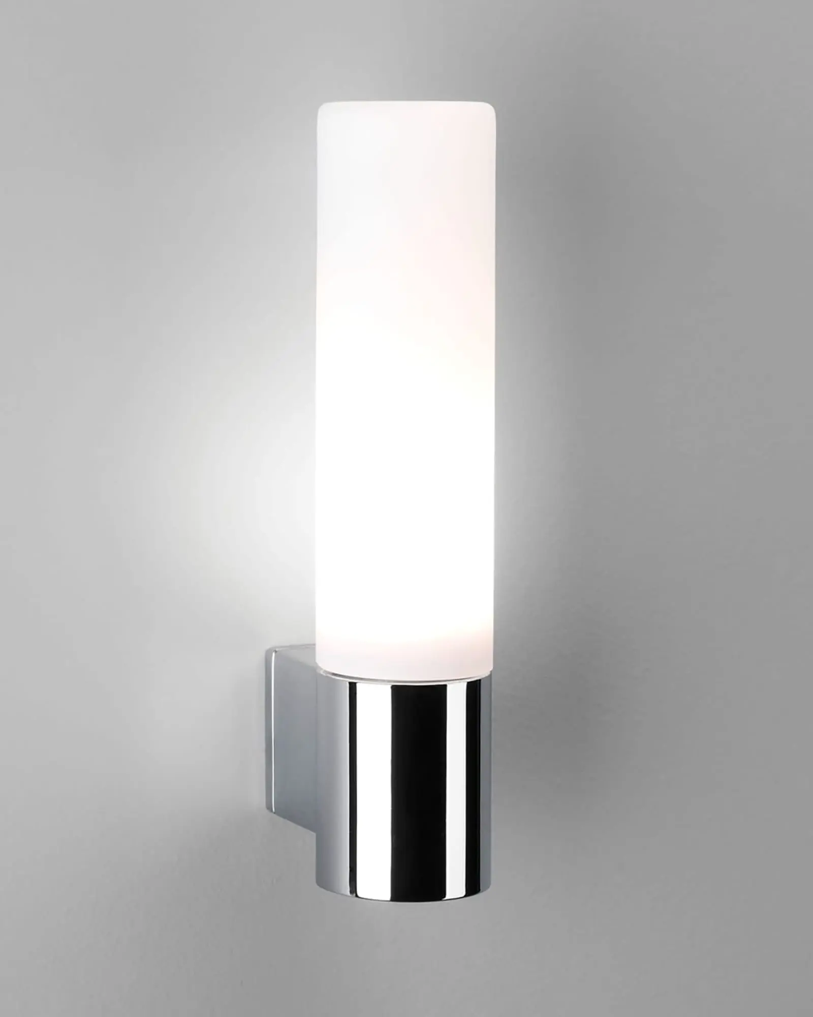 Bari Wall Light - Image 5