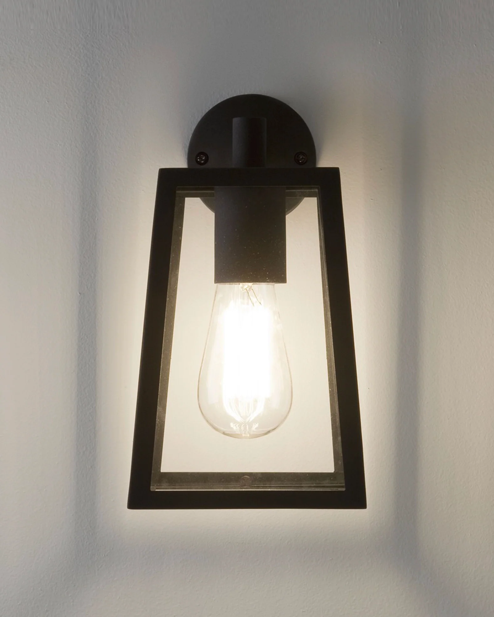 Calvi Outdoor Wall Light - Image 4
