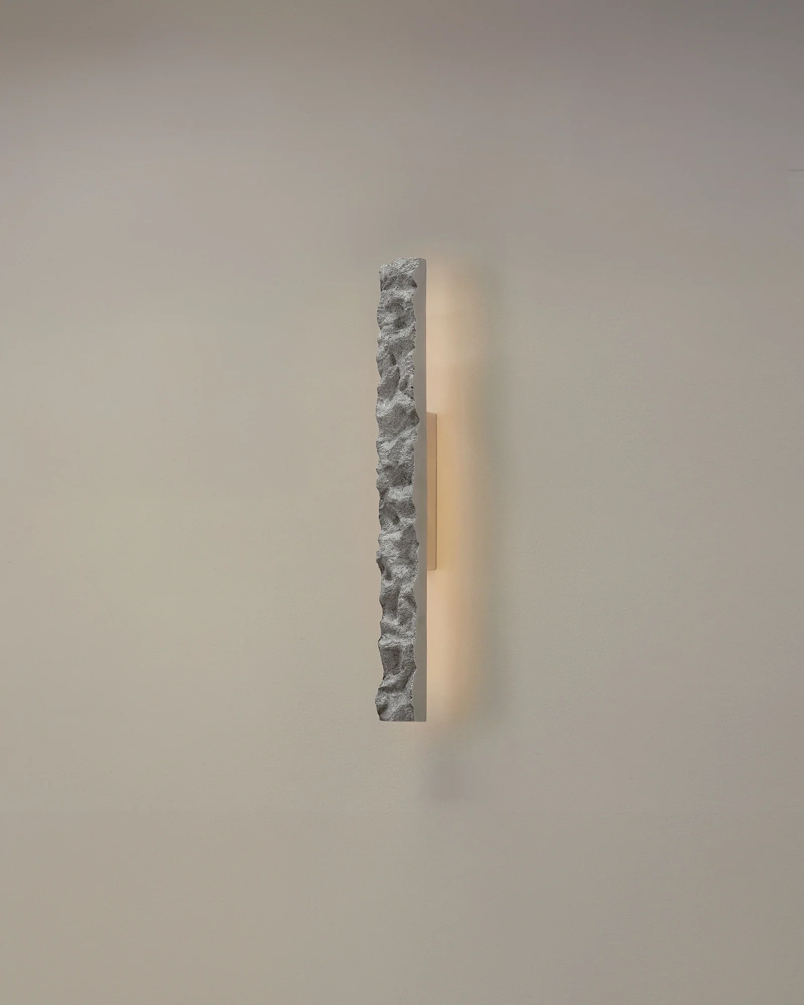 Carst Wall Light