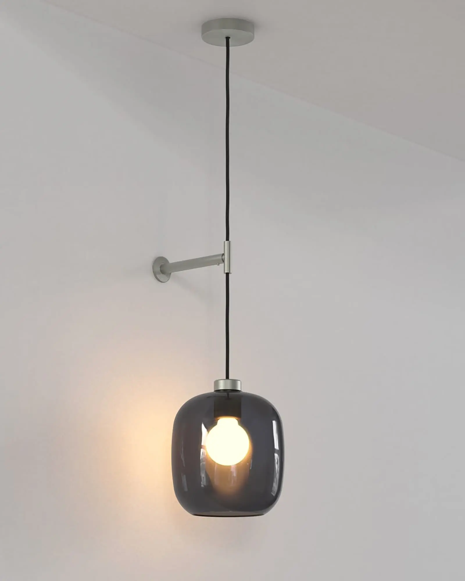 Curve Pendant Light - Image 5