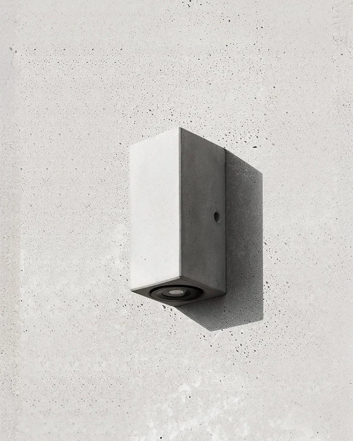 D Outdoor Wall Light - Image 5