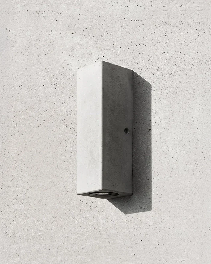 D Outdoor Wall Light - Image 6