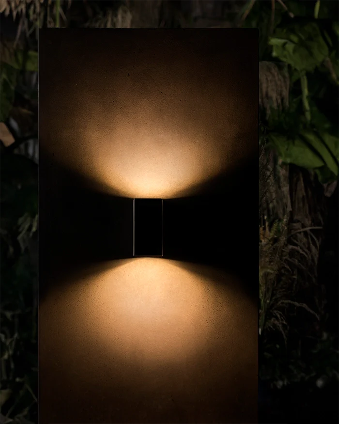 D Outdoor Wall Light - Image 8