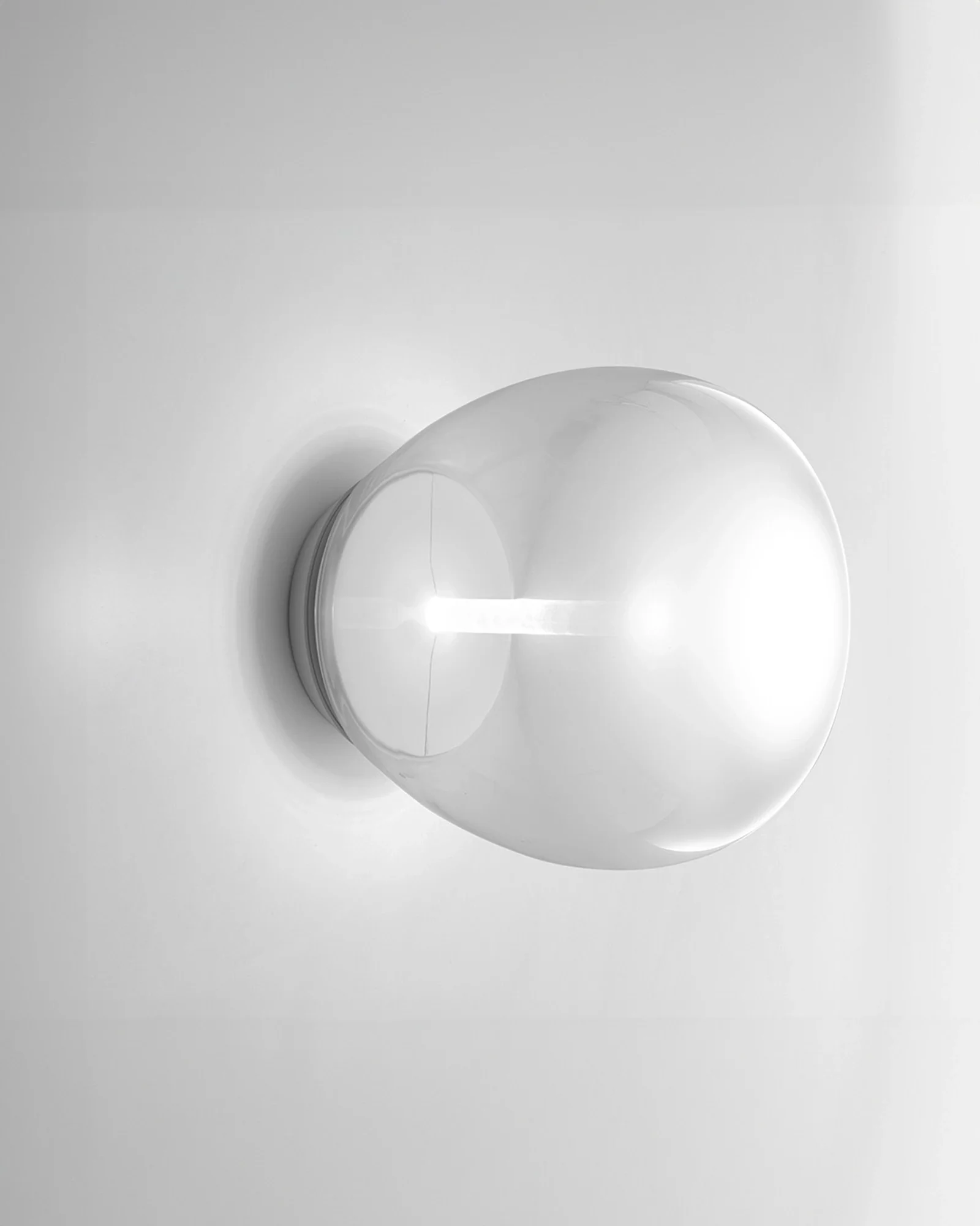 Empatia Wall Light - Image 6