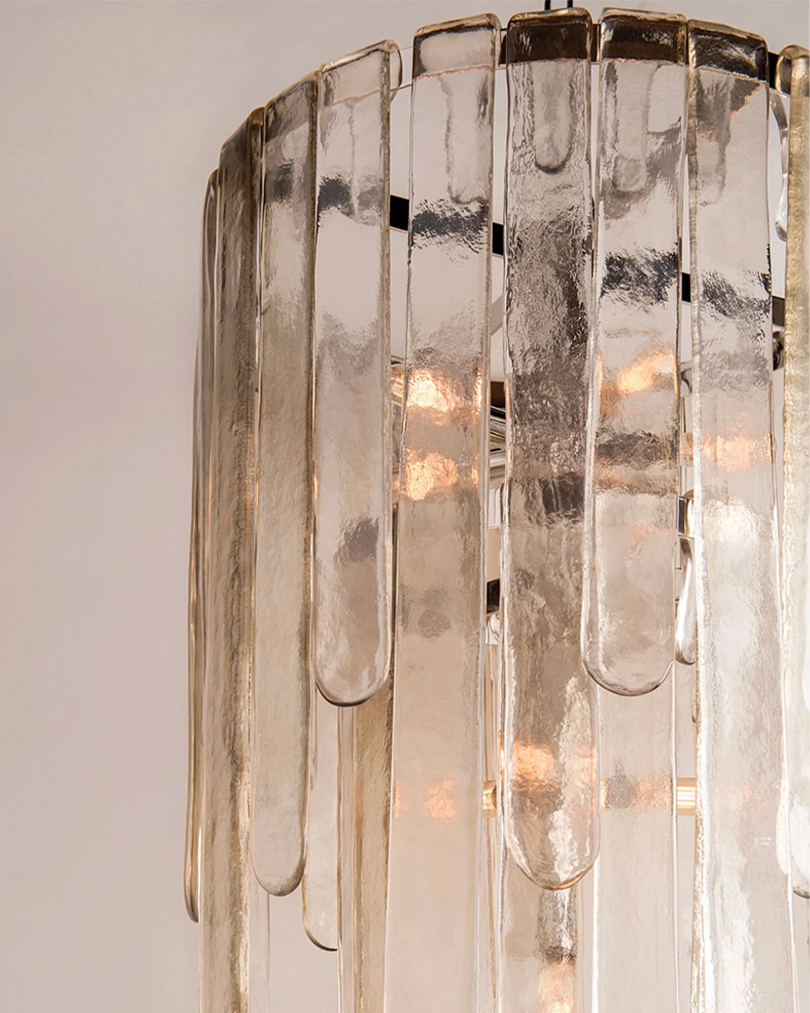 Fenwater Chandelier - Image 3