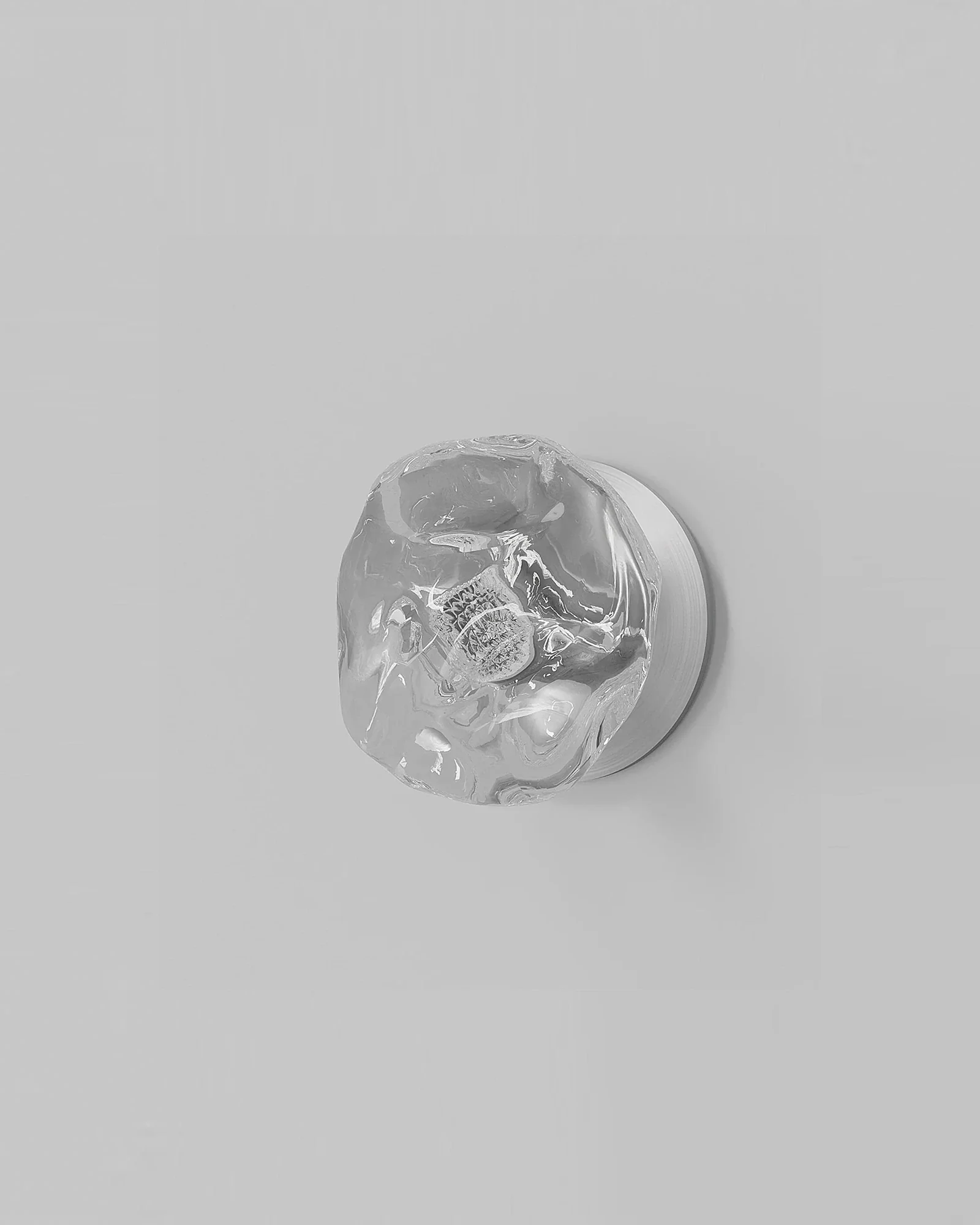 Flo Round Wall Light - Image 6