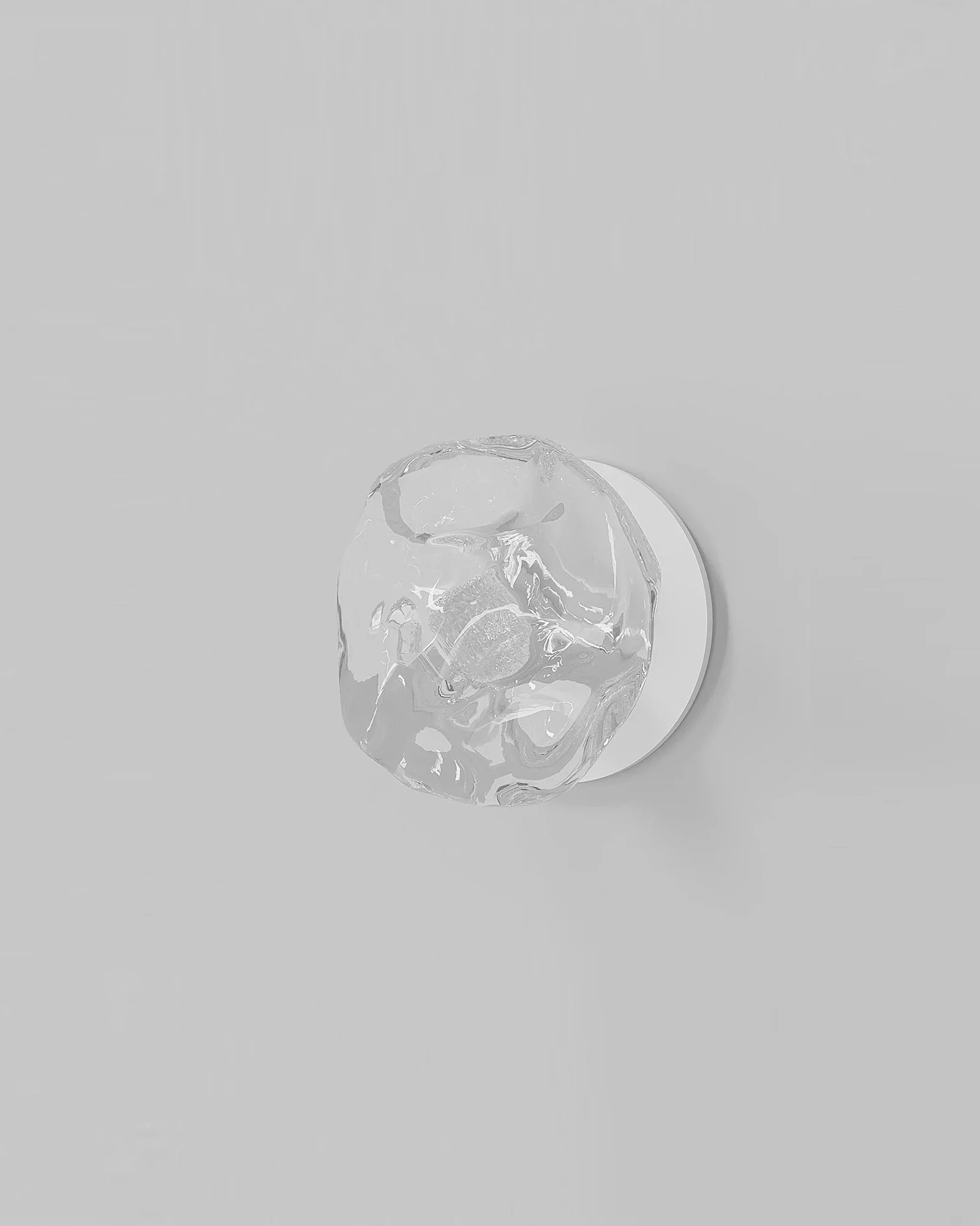 Flo Round Wall Light - Image 7