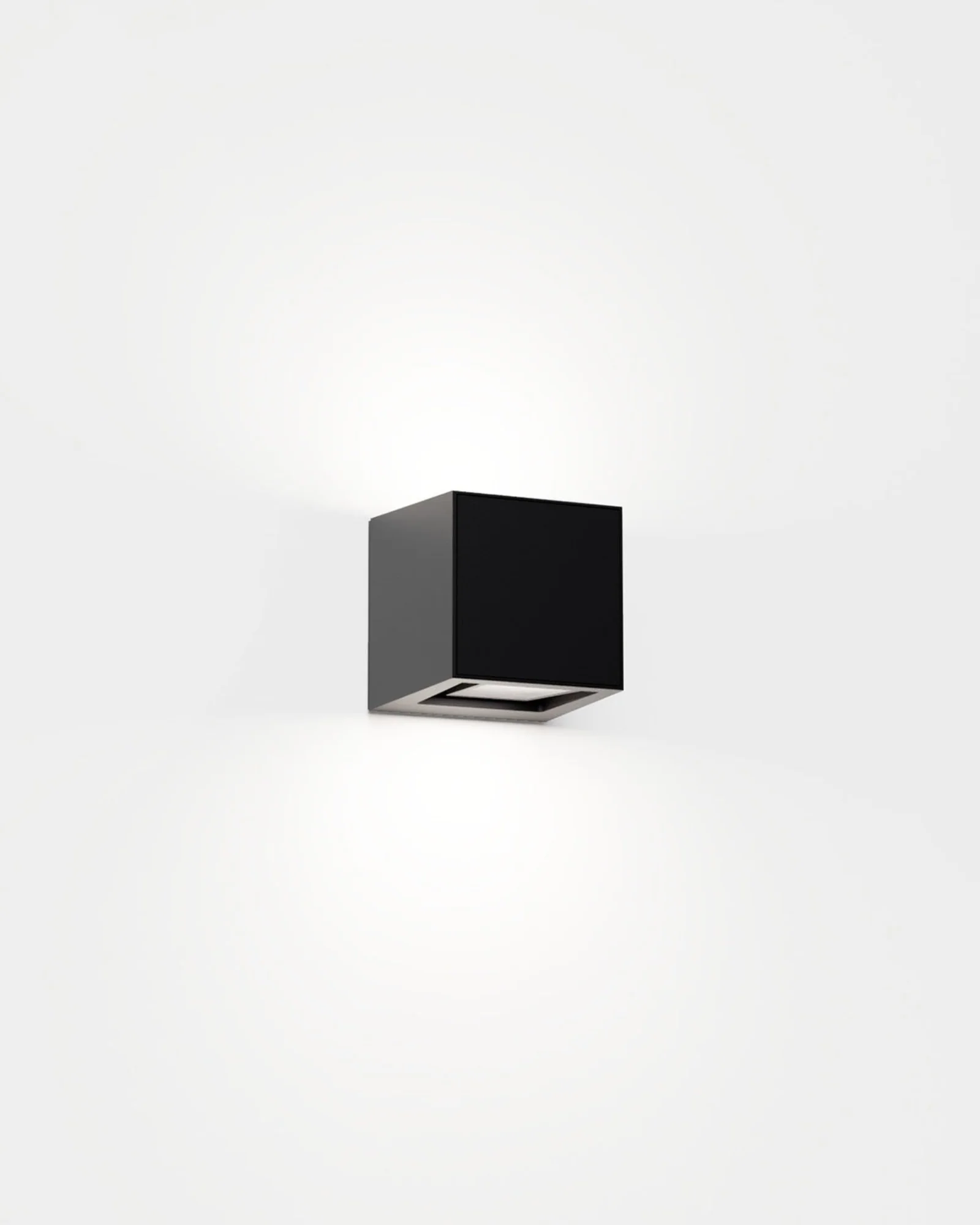 Gap Q Wall Light - Image 4