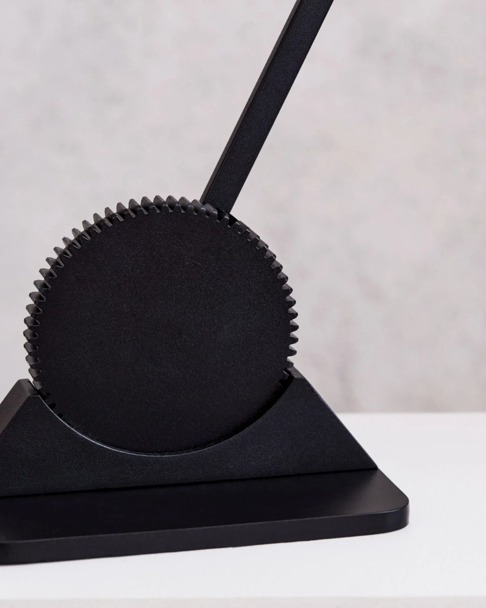 Gear Table Lamp - Image 3