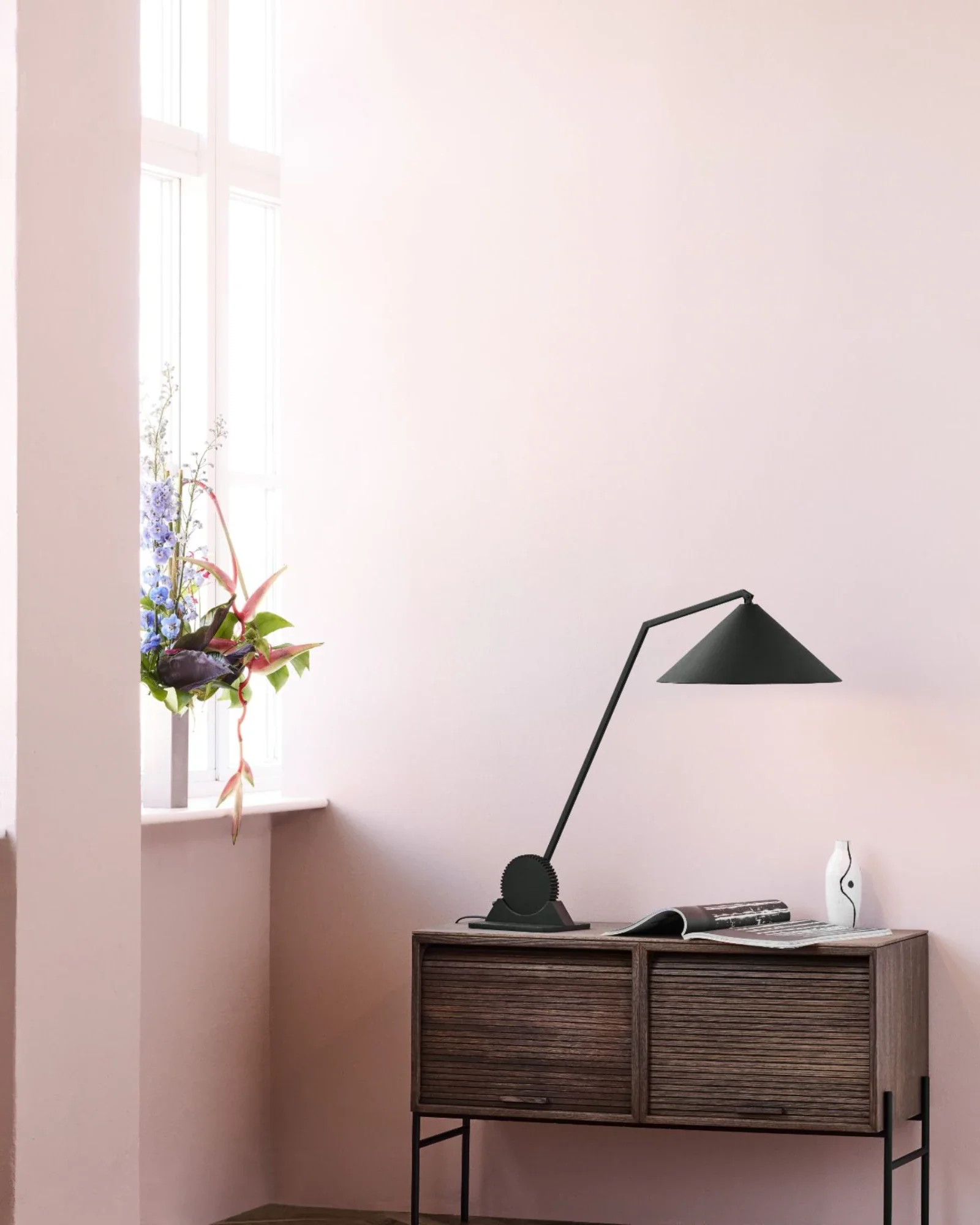 Gear Table Lamp - Image 4
