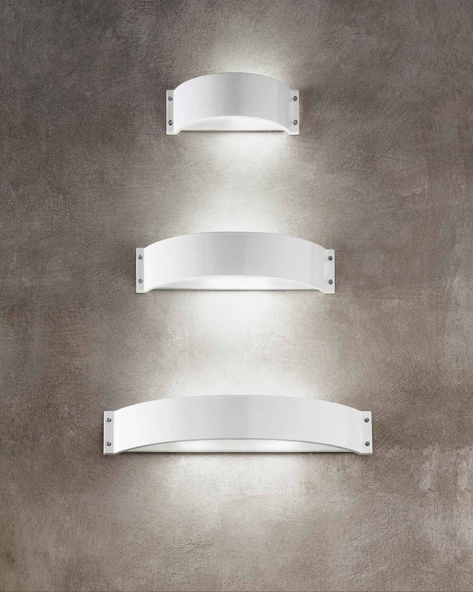 Glamour Wall Light