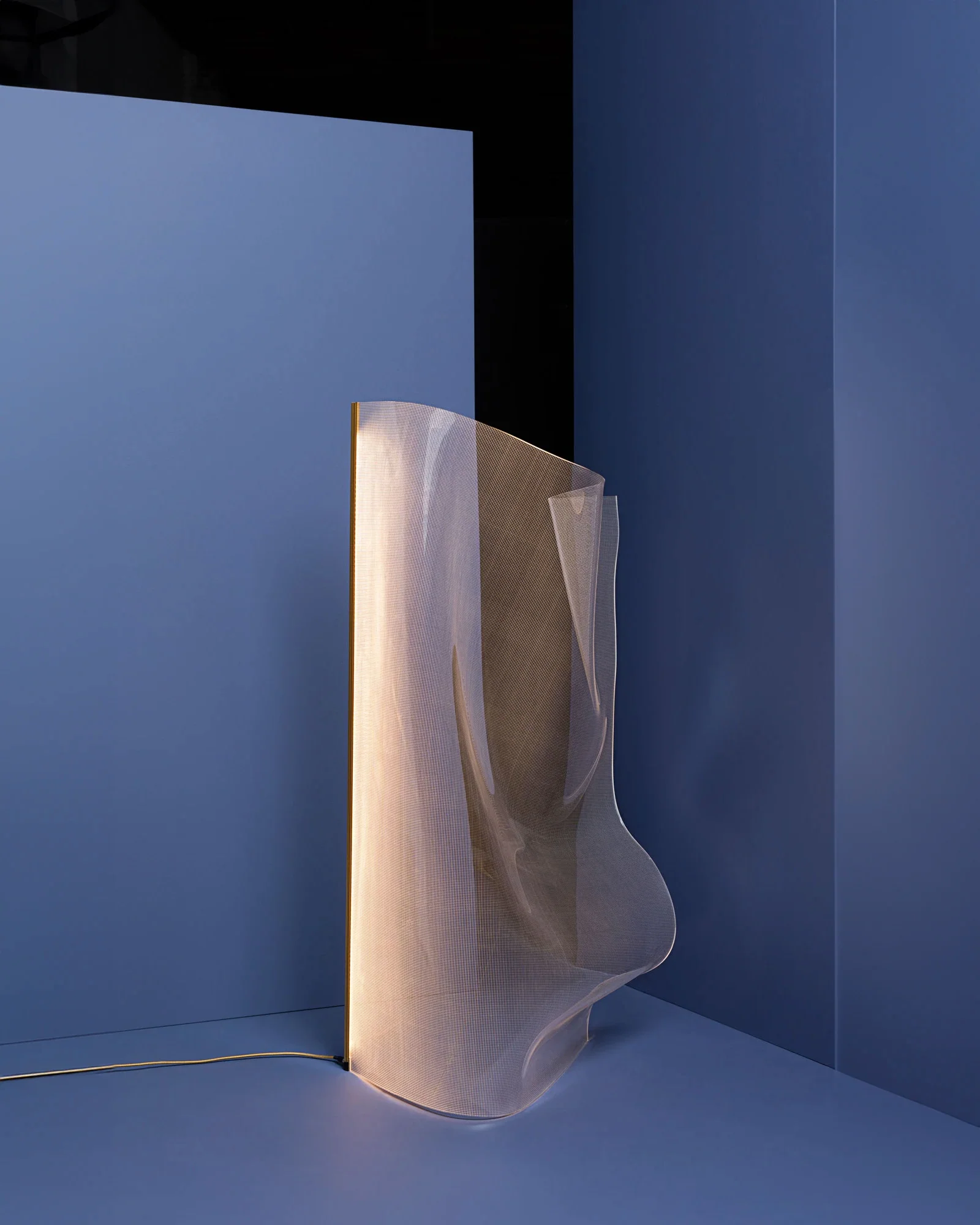 Gweilo Qin PE Floor Lamp - Image 4