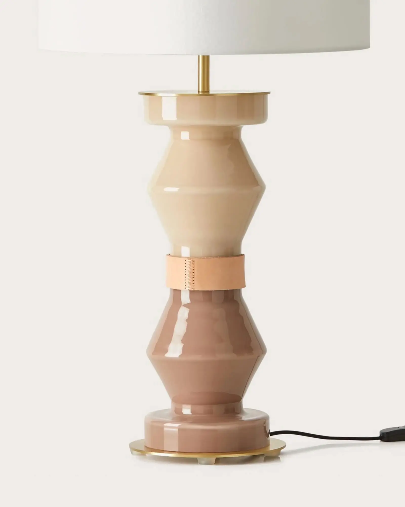 Kitta Kitta Table Lamp - Image 4