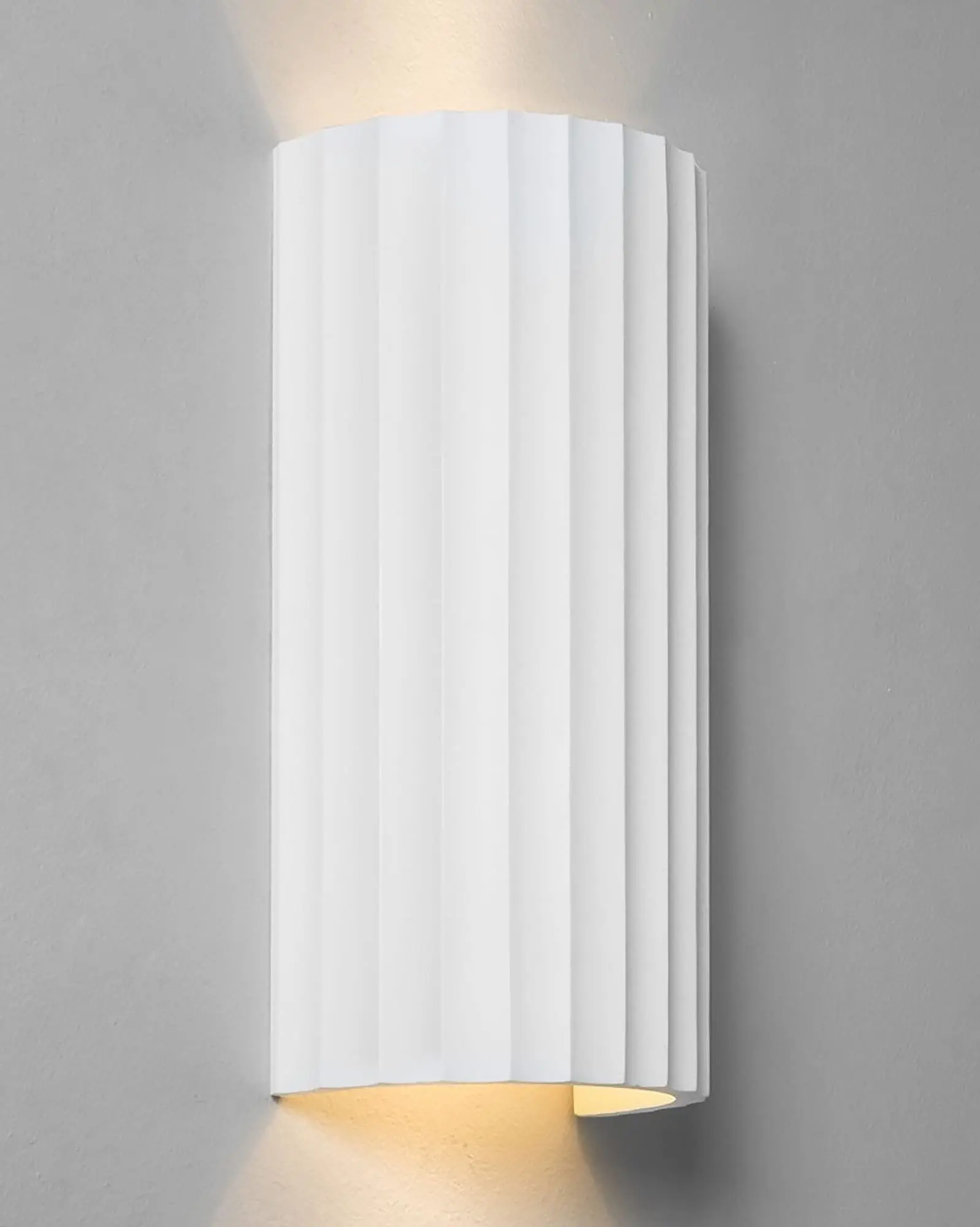 Kymi Wall Light - Image 3