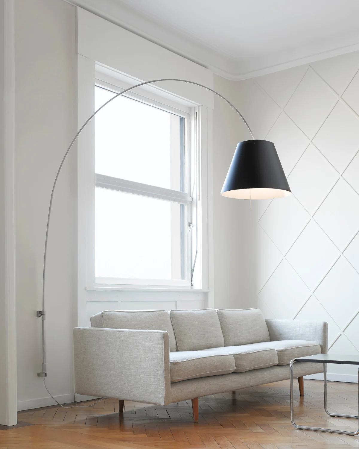 Lady Costanza Wall Light
