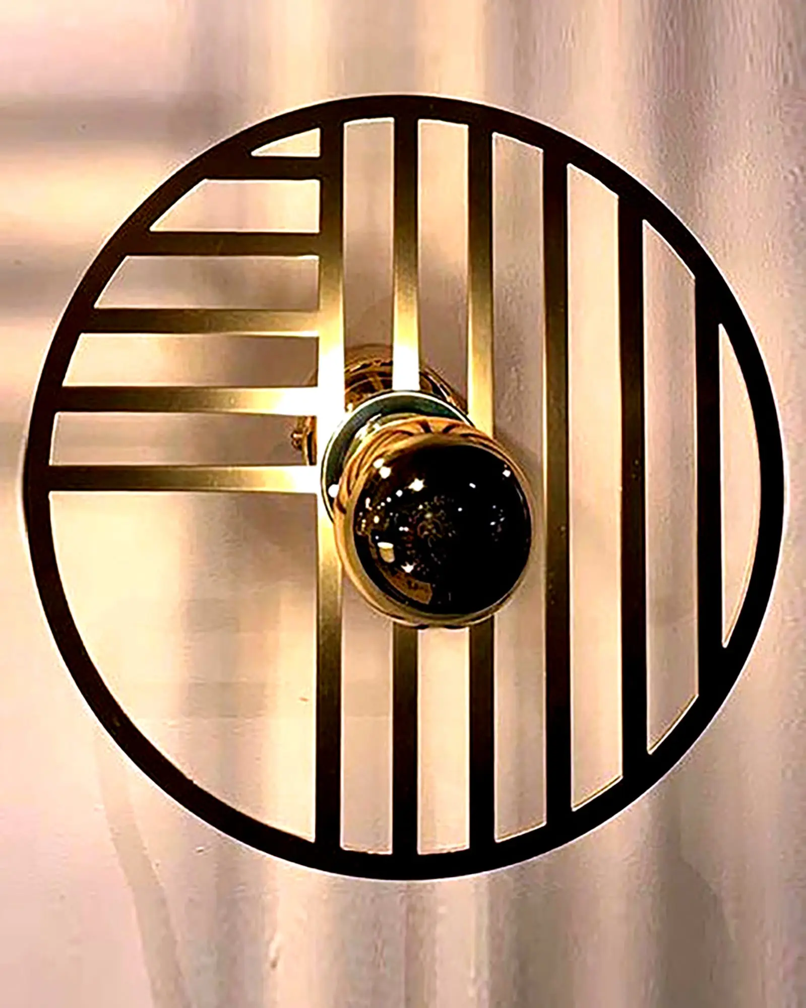 Line Wall Light - Image 3