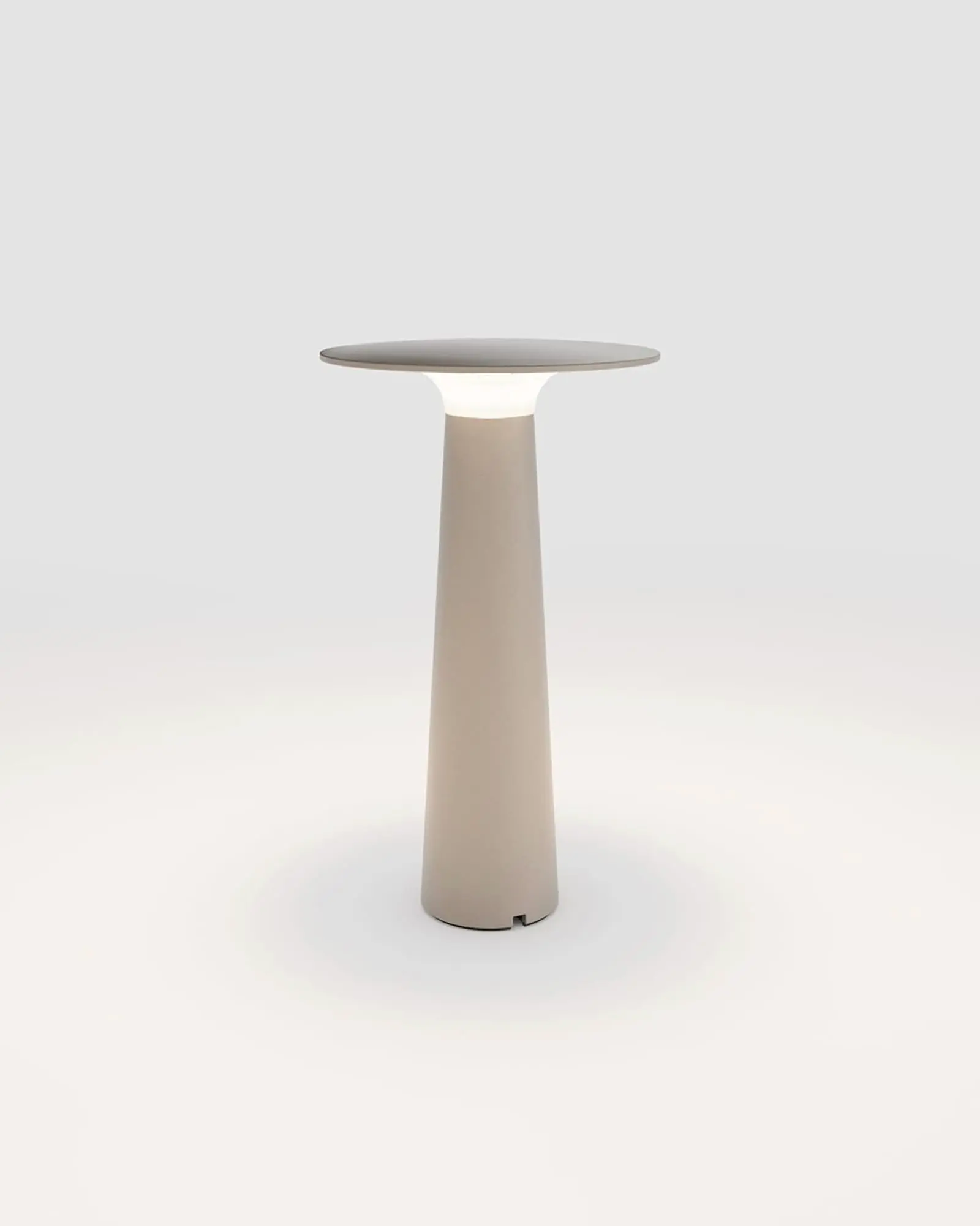 Lix Table Lamp - Image 6