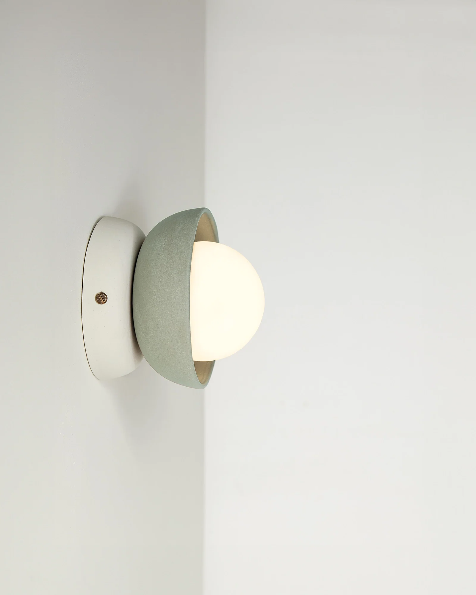 Mani Mini Wall Light - Image 2
