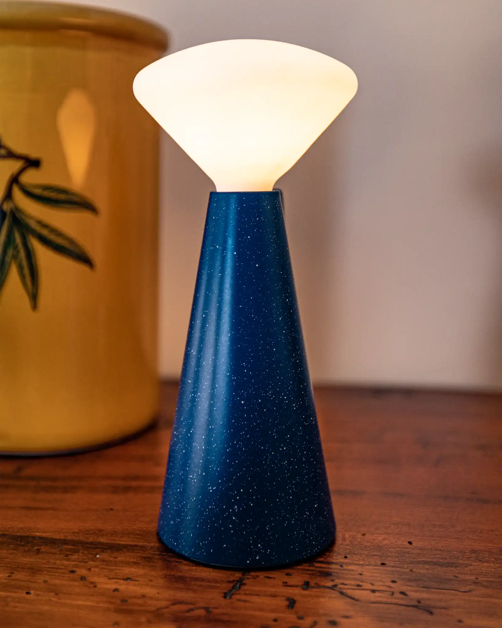 Mantle Portable Table Lamp - Image 4