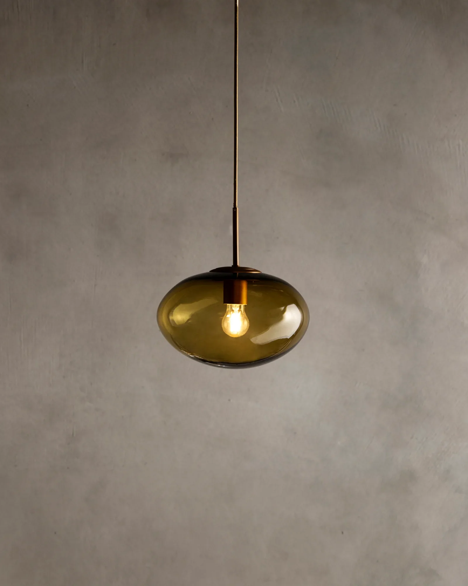 Mellow Oval Pendant Light - Image 4