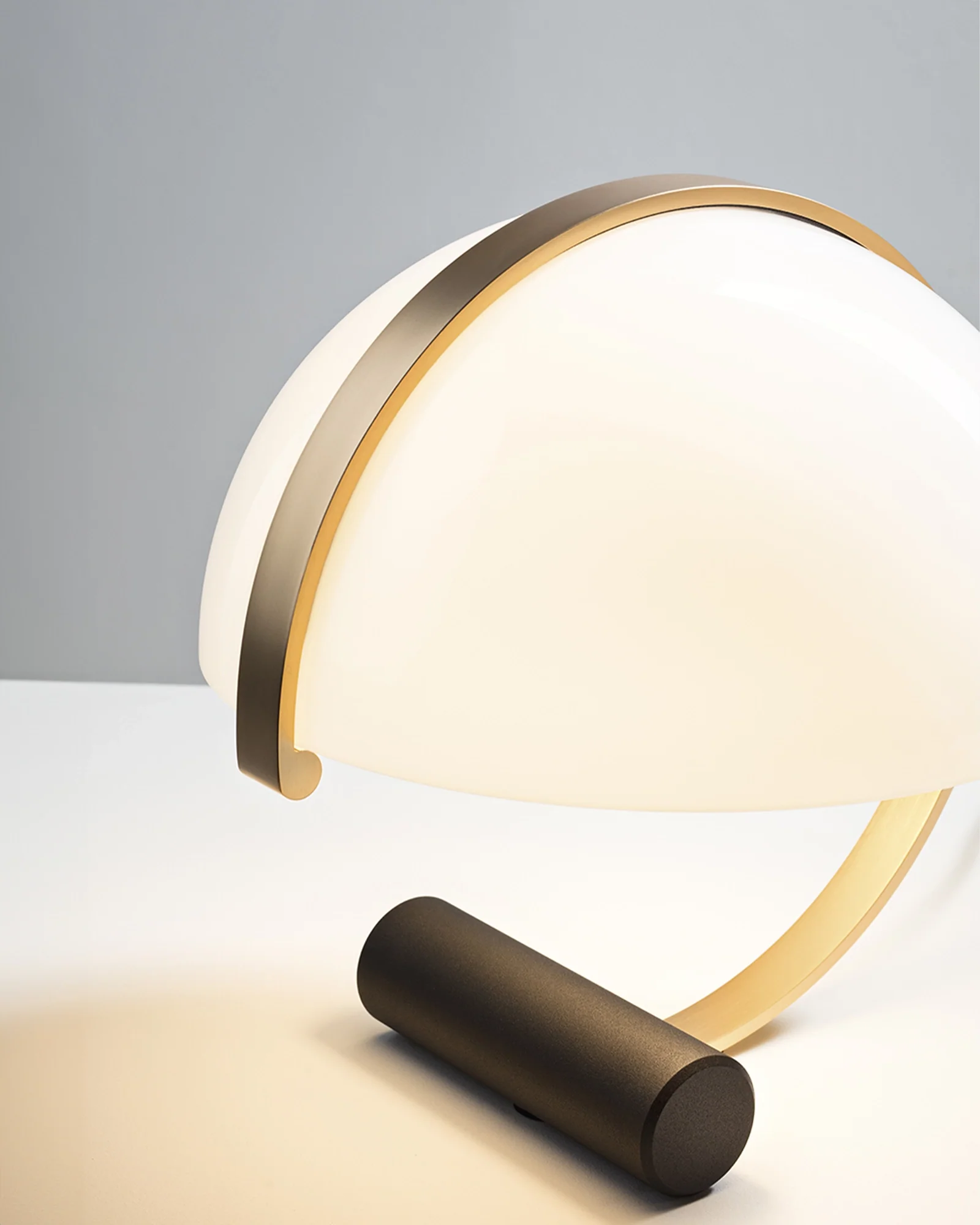 Meta Table Lamp - Image 6