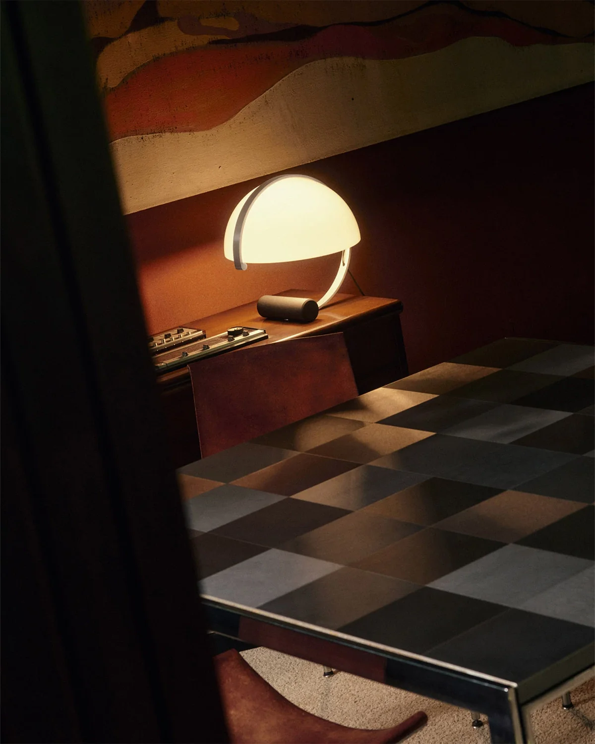 Meta Table Lamp - Image 8
