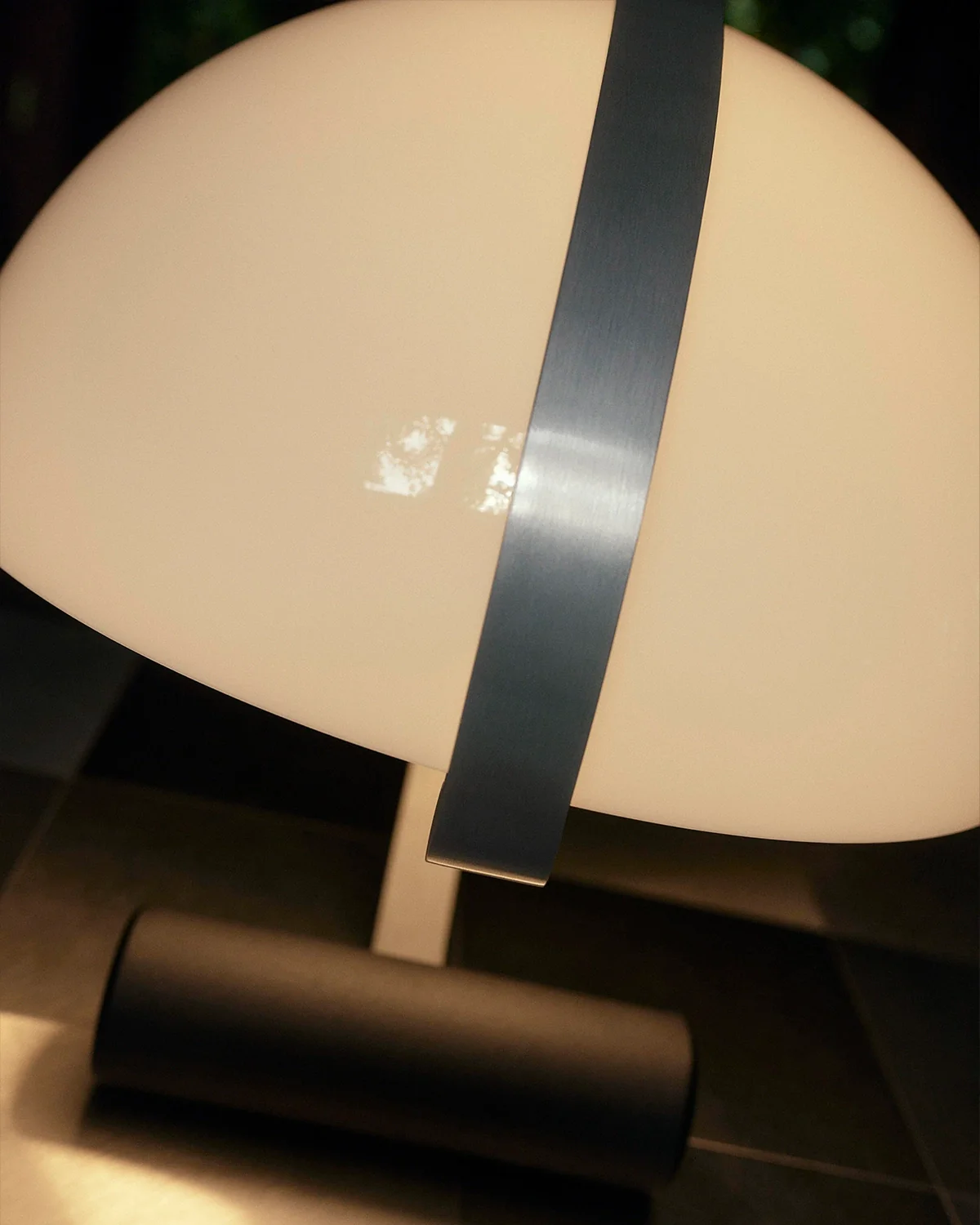 Meta Table Lamp - Image 9