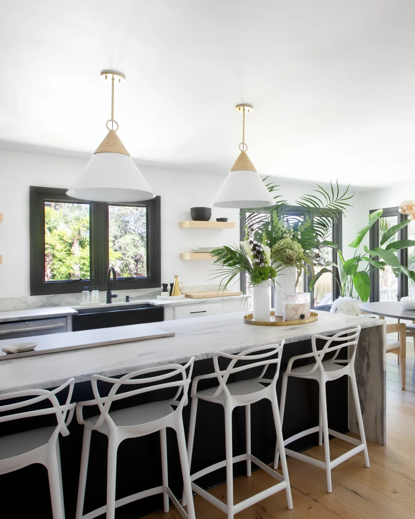 Mica Pendant Light - Image 9