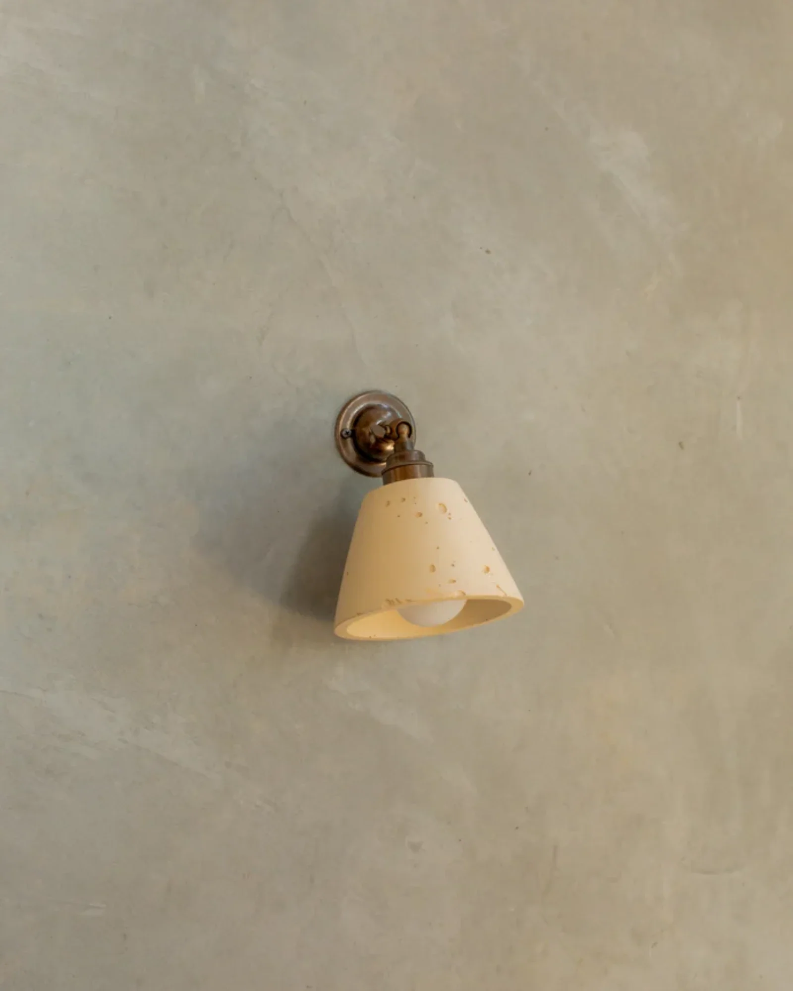 Mod Knuckle Wall Light - Image 4