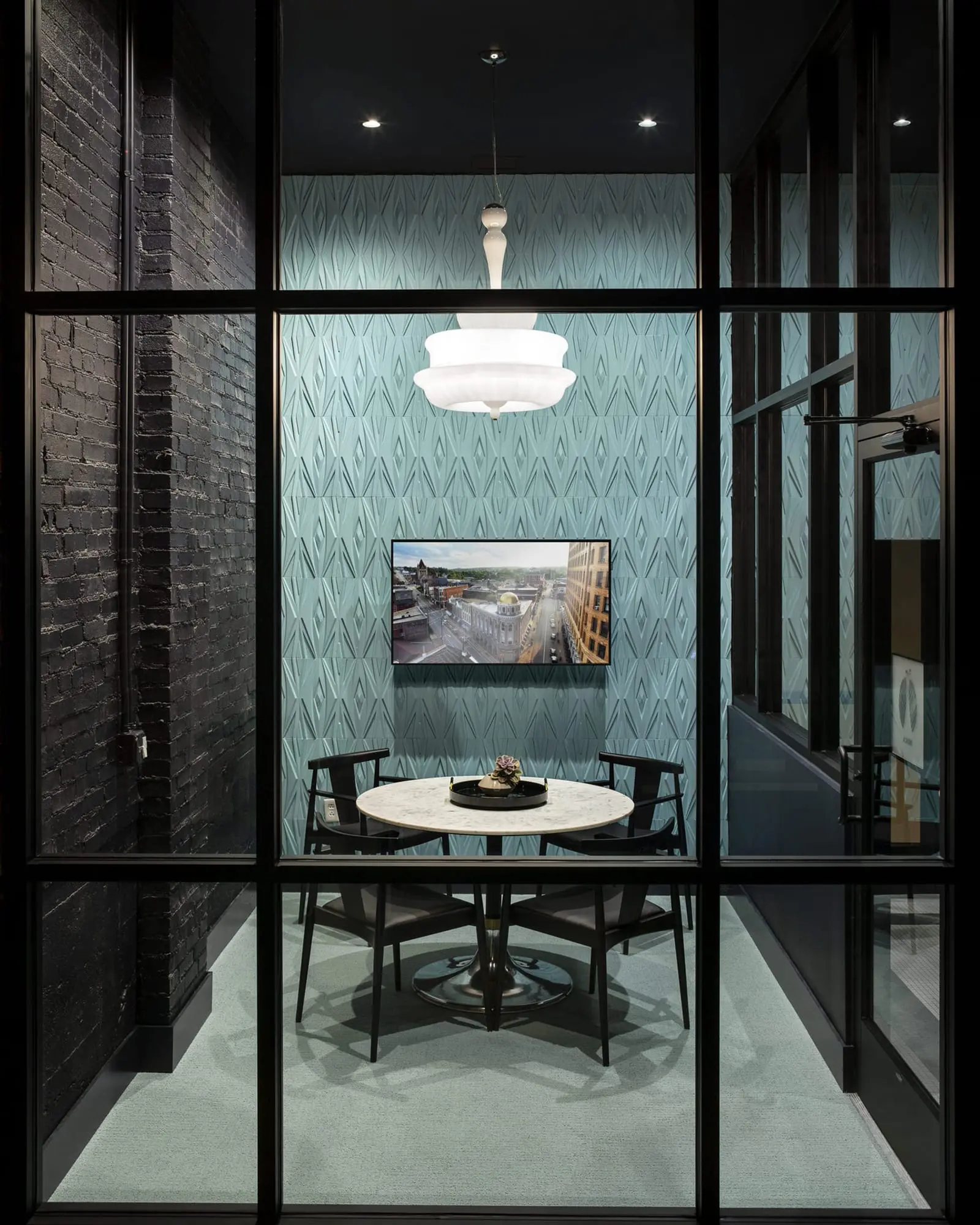Novecento Pendant Light - Image 3