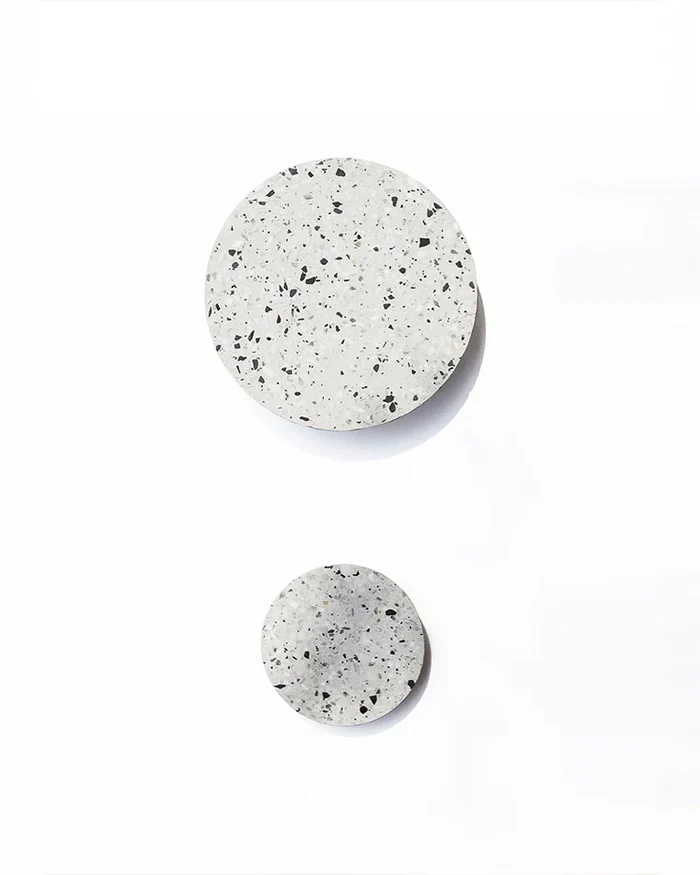 O2 Terrazzo Outdoor Wall Light - Image 5