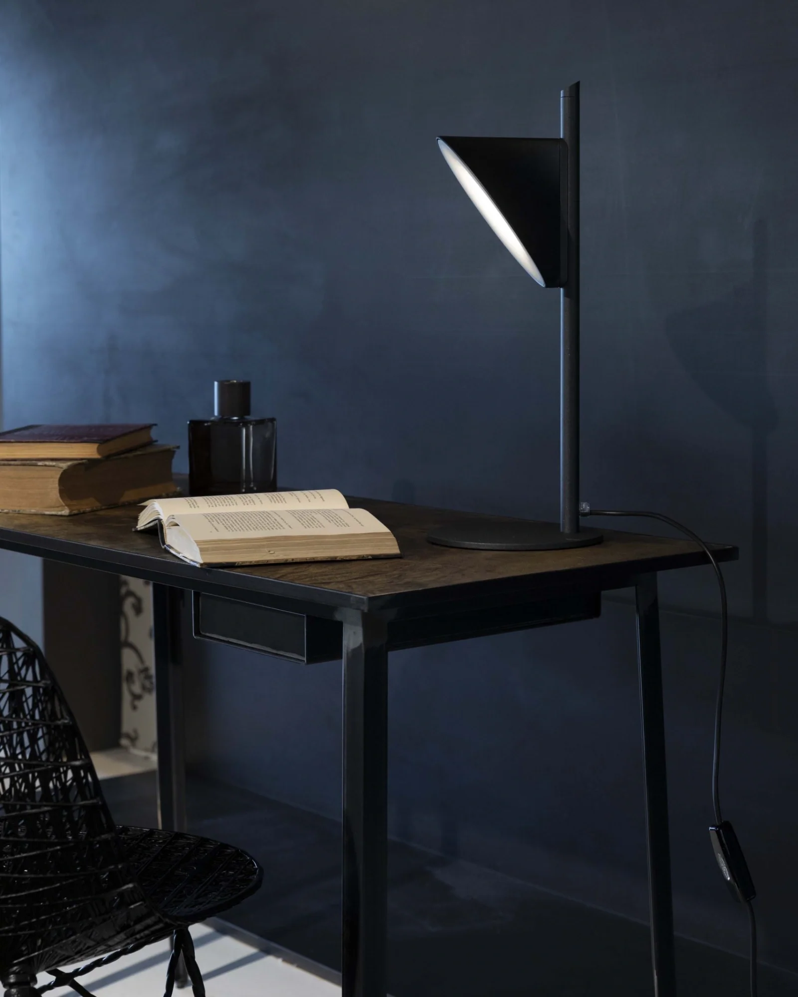 Orchid Table Lamp - Image 3