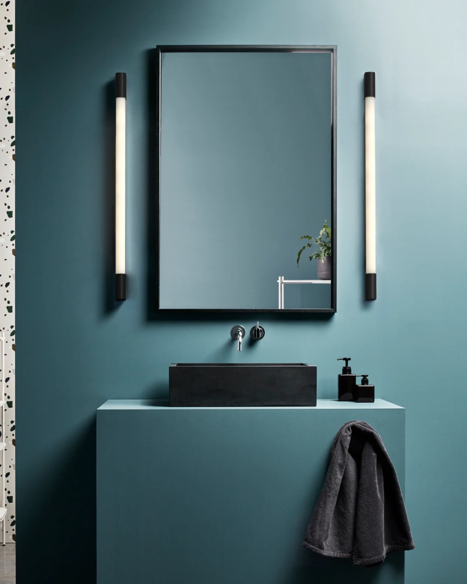 Palermo Wall Light