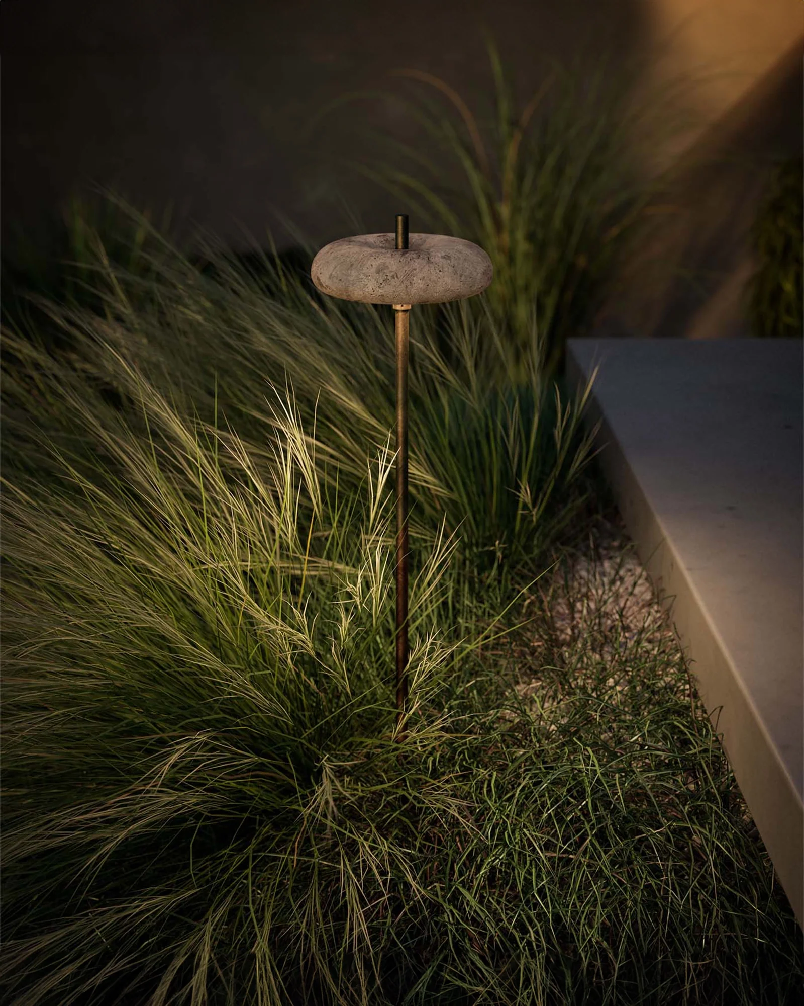 Pantarhei Round Bollard Light