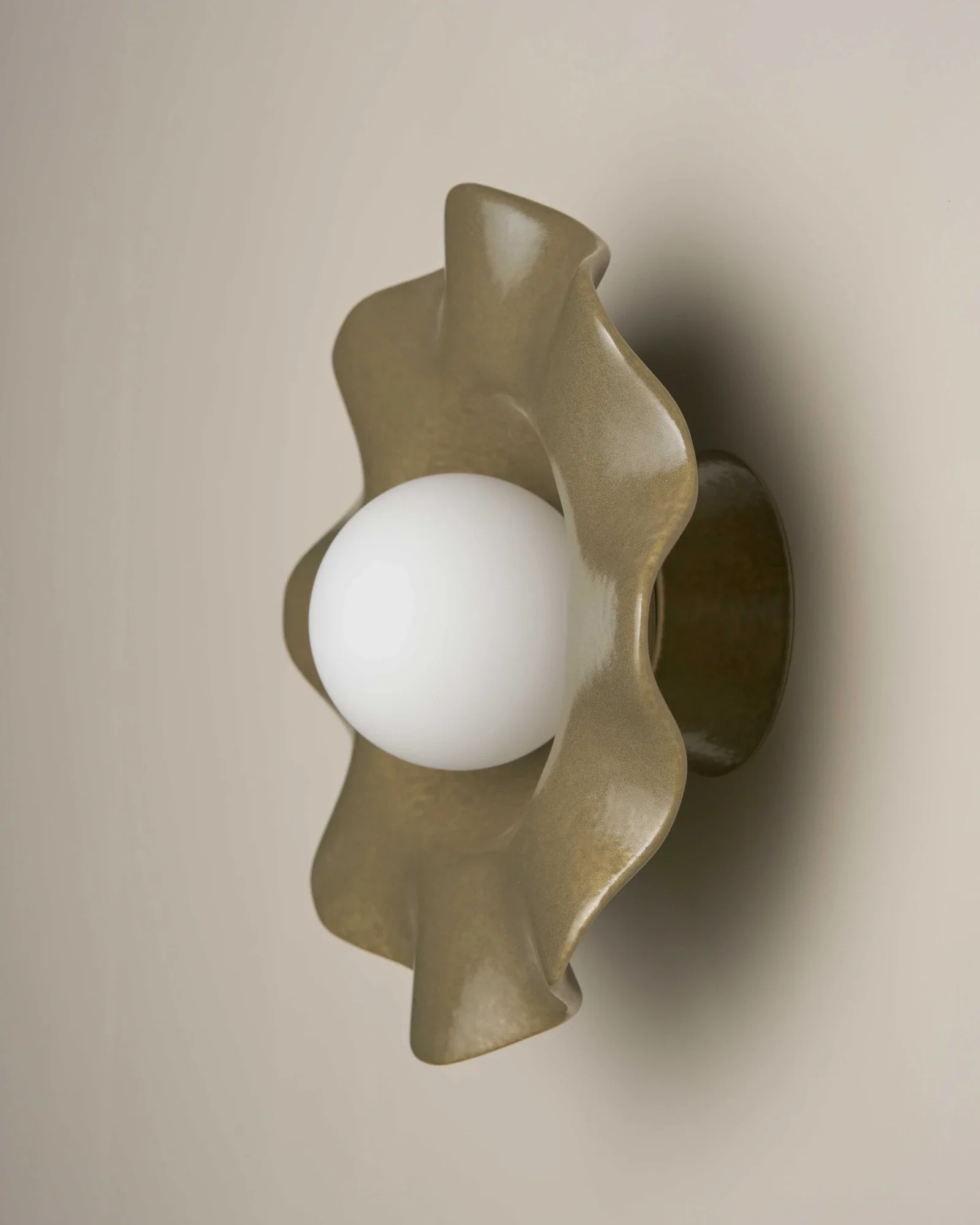 Pearl Wall Light - Image 10