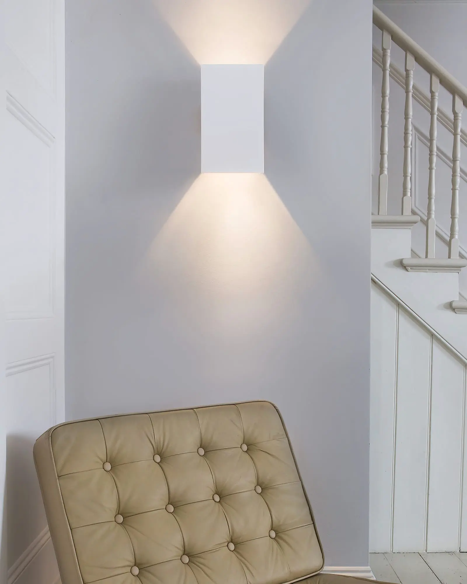 Pella 190 Wall Light - Image 2