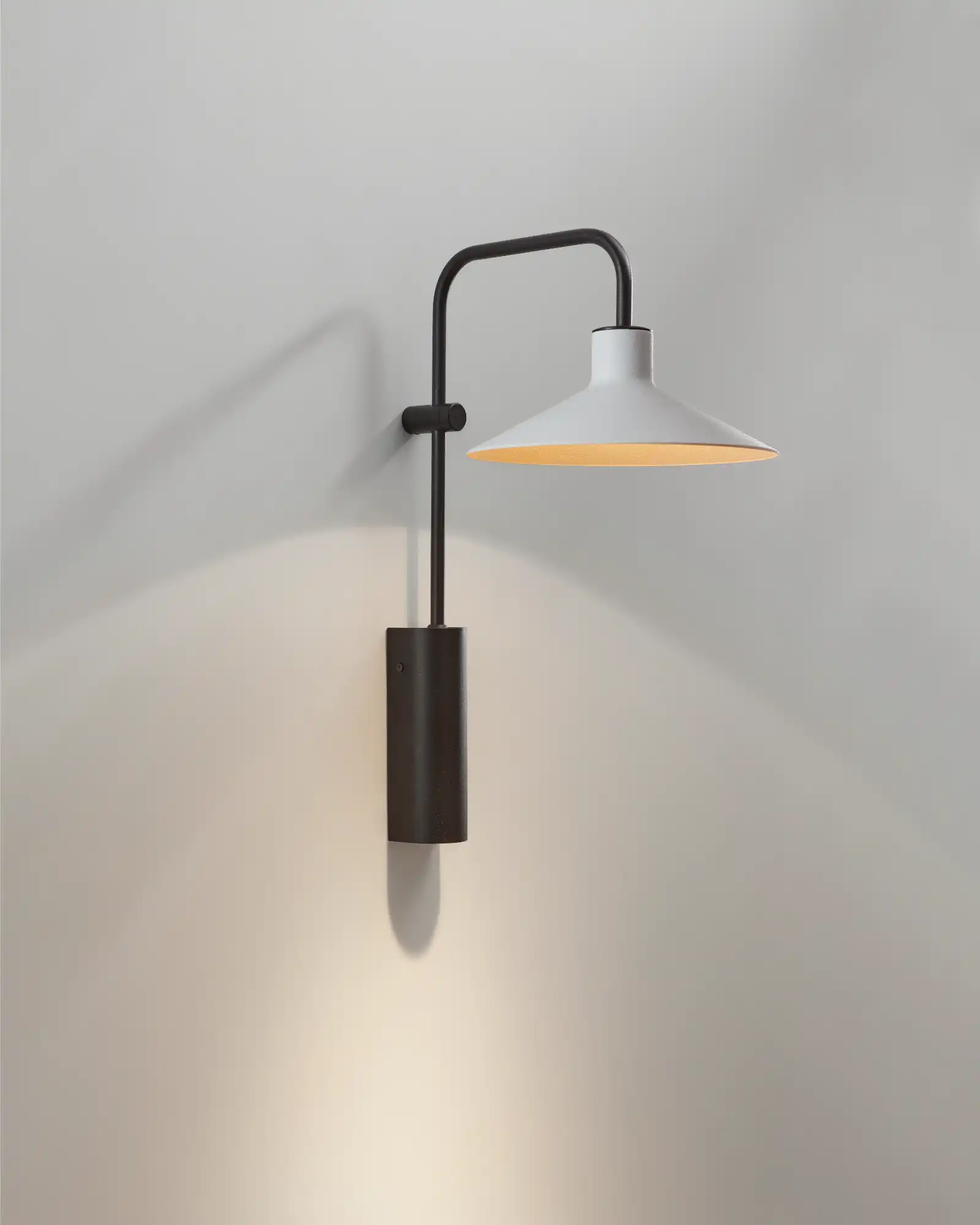 Platet A-02 Wall Light - Image 4