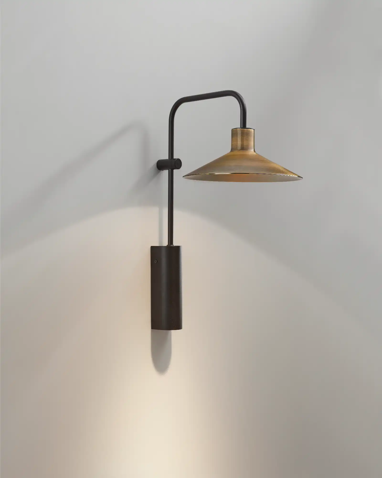 Platet A-02 Wall Light - Image 5