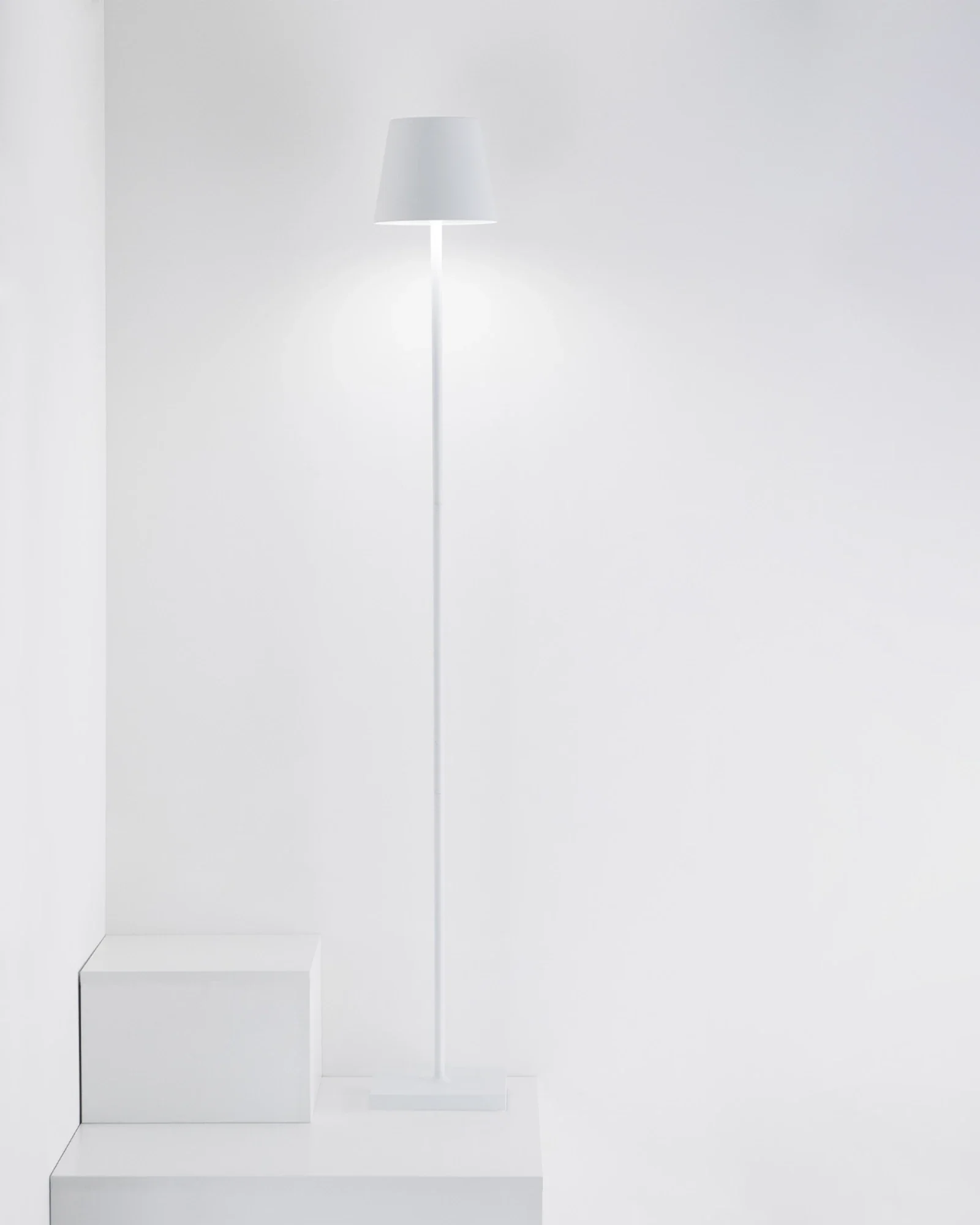 Poldina Expandable Table/Floor Lamp - Image 3