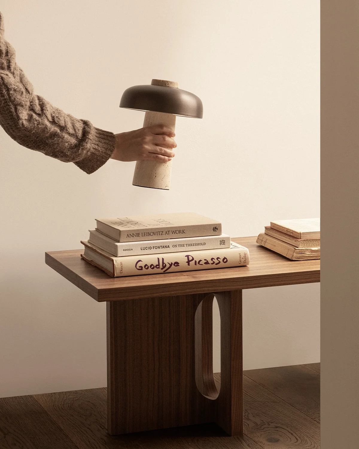 Reverse Portable Table Lamp - Image 3