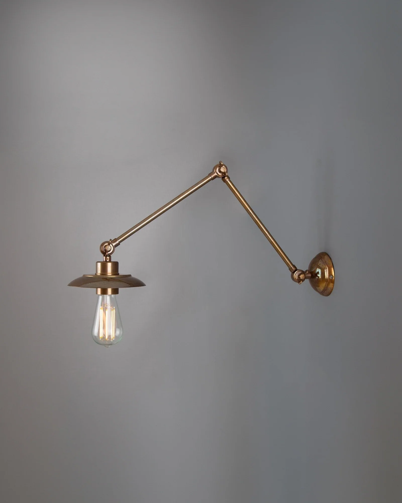 Reznor Adjustable Wall Light