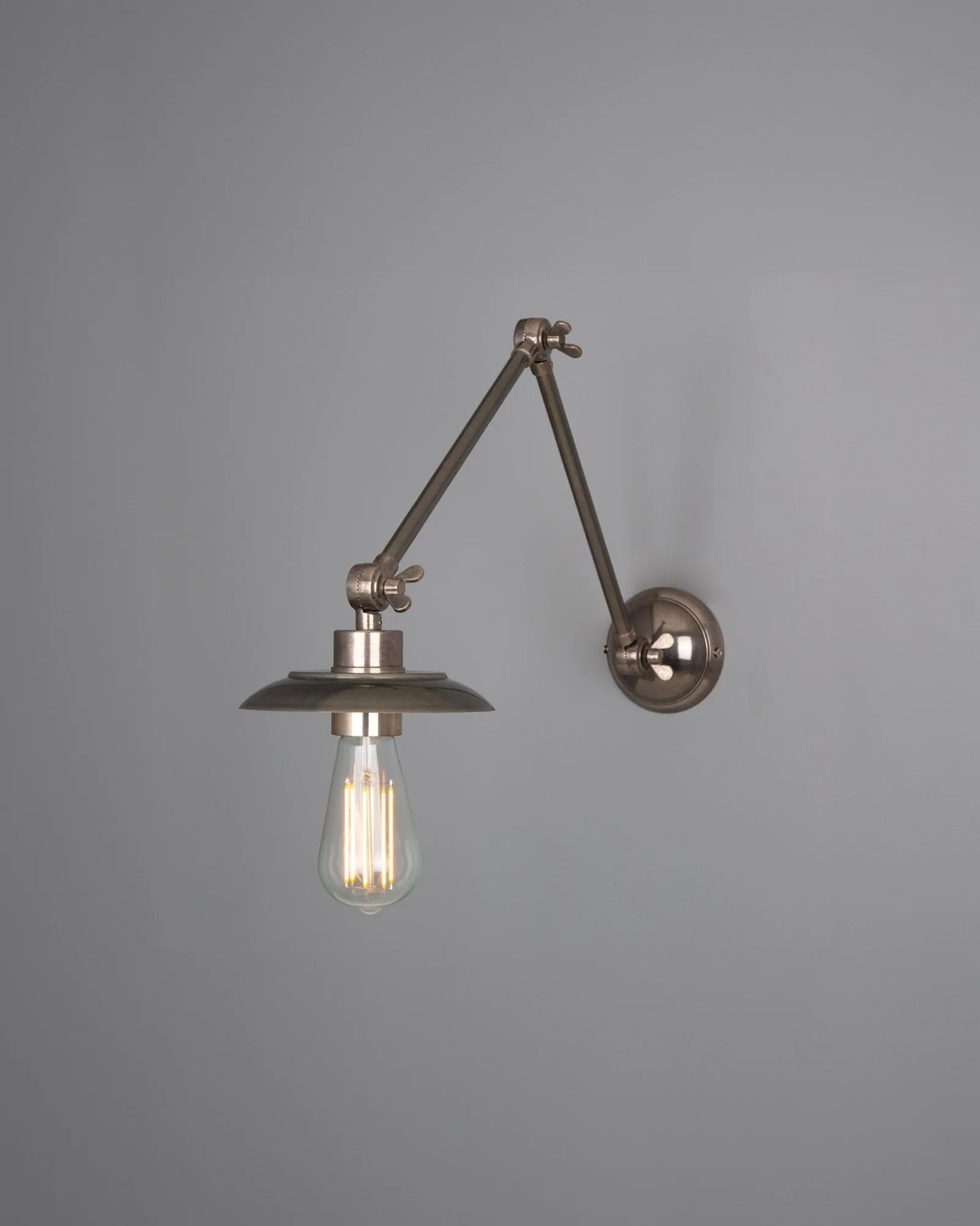 Reznor Adjustable Wall Light - Image 2