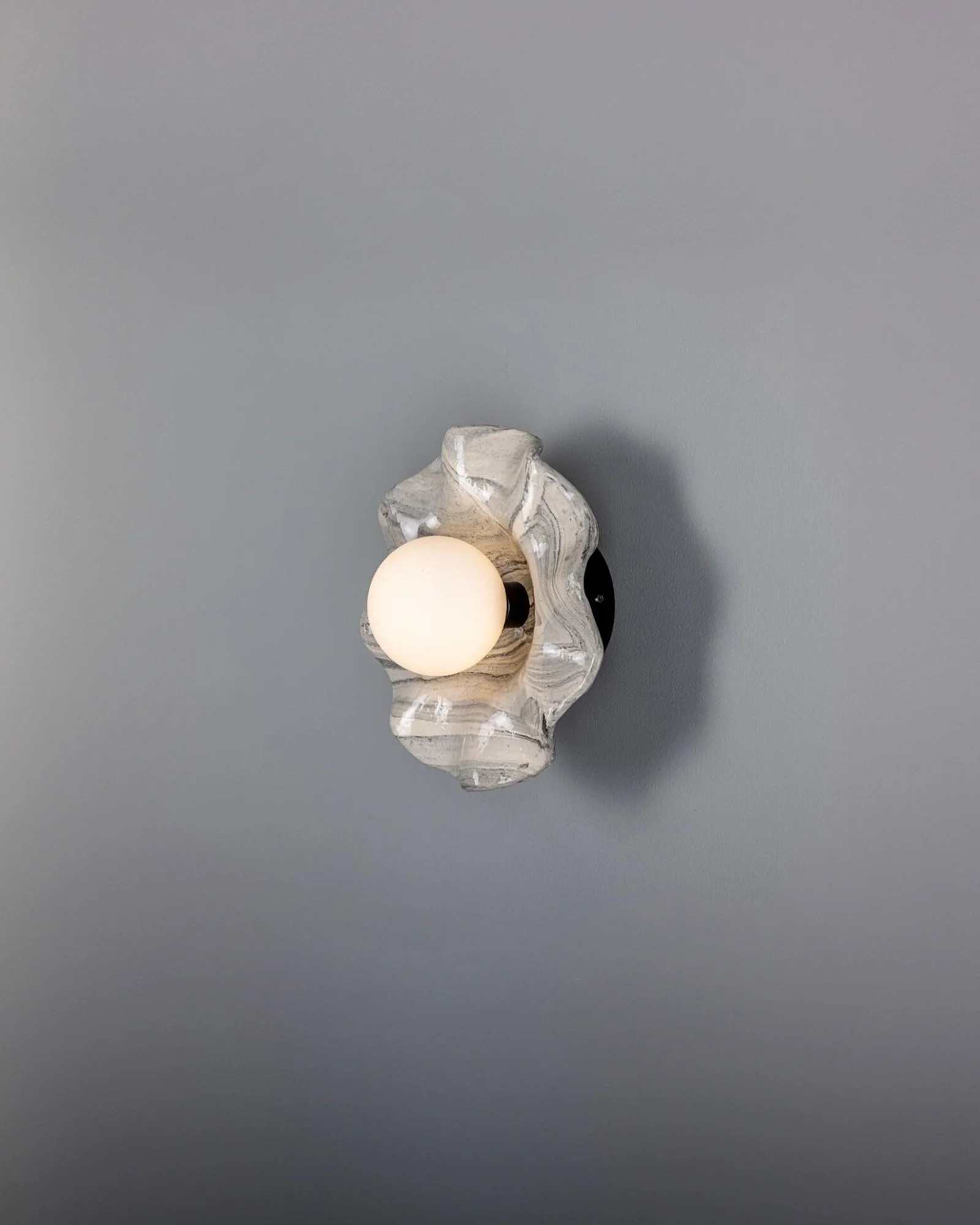 Rivale Wall Light